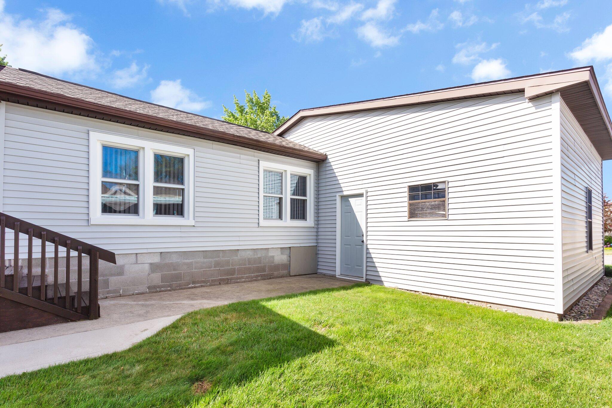 155 E 48th Street, 51