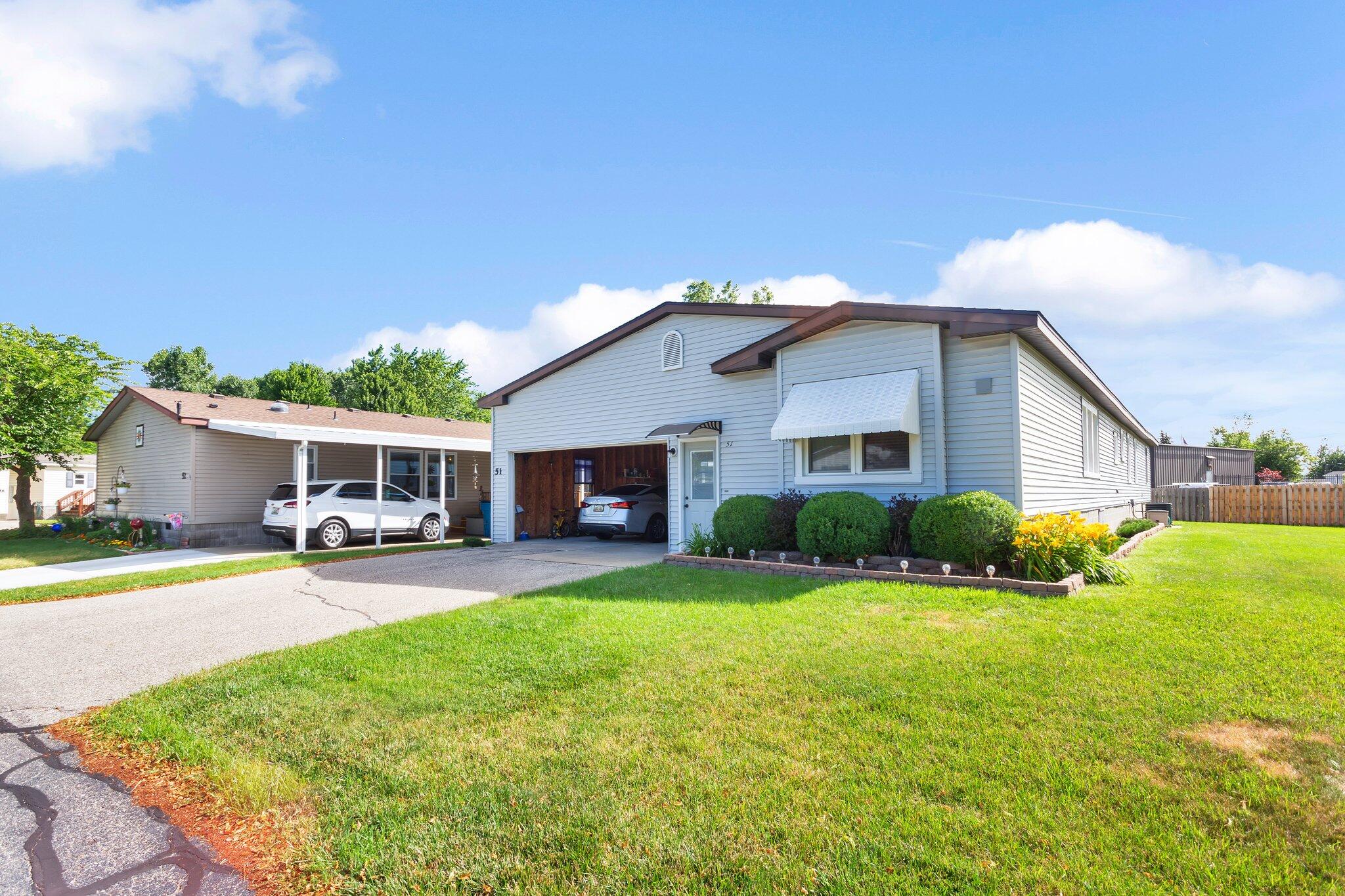 155 E 48th Street, 51