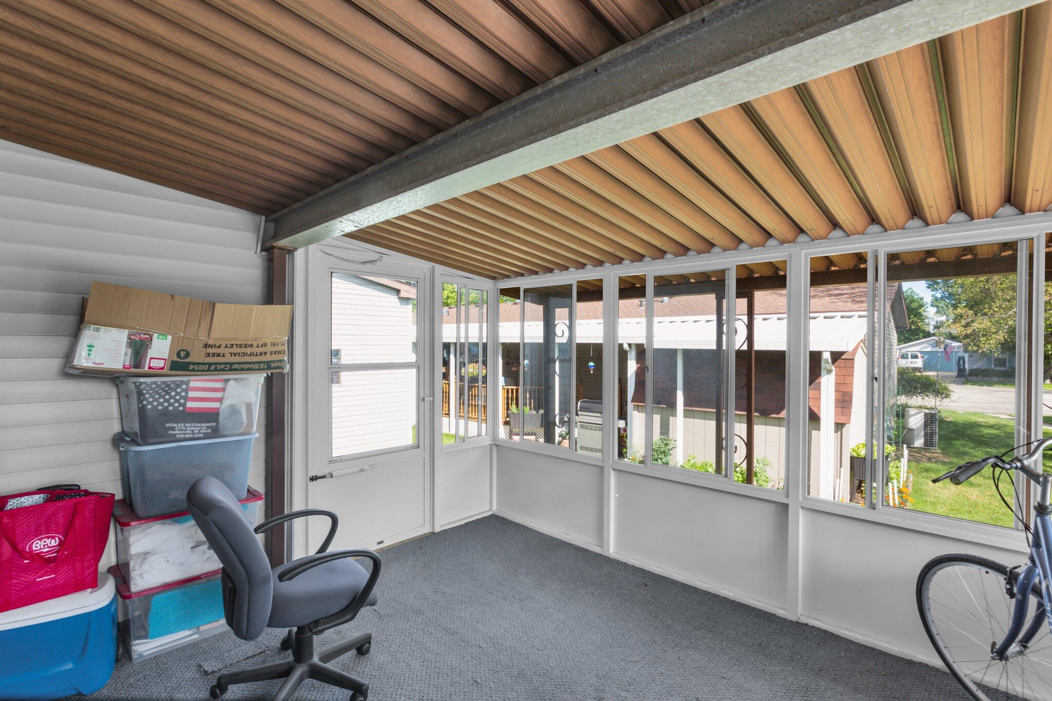 155 E 48th Street, 51