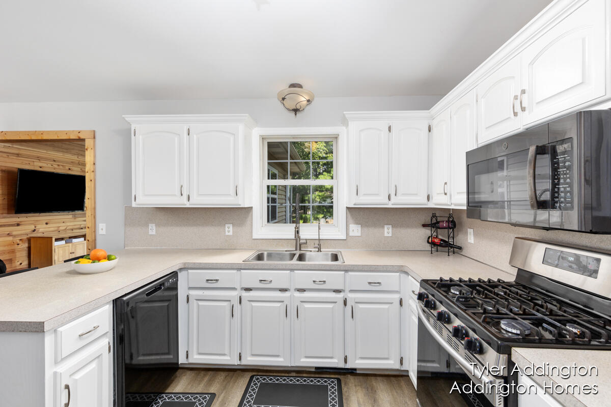 5773 Lynn Drive