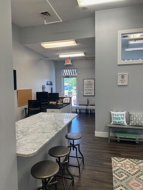 11539 E Lakewood Blvd Boulevard, 40