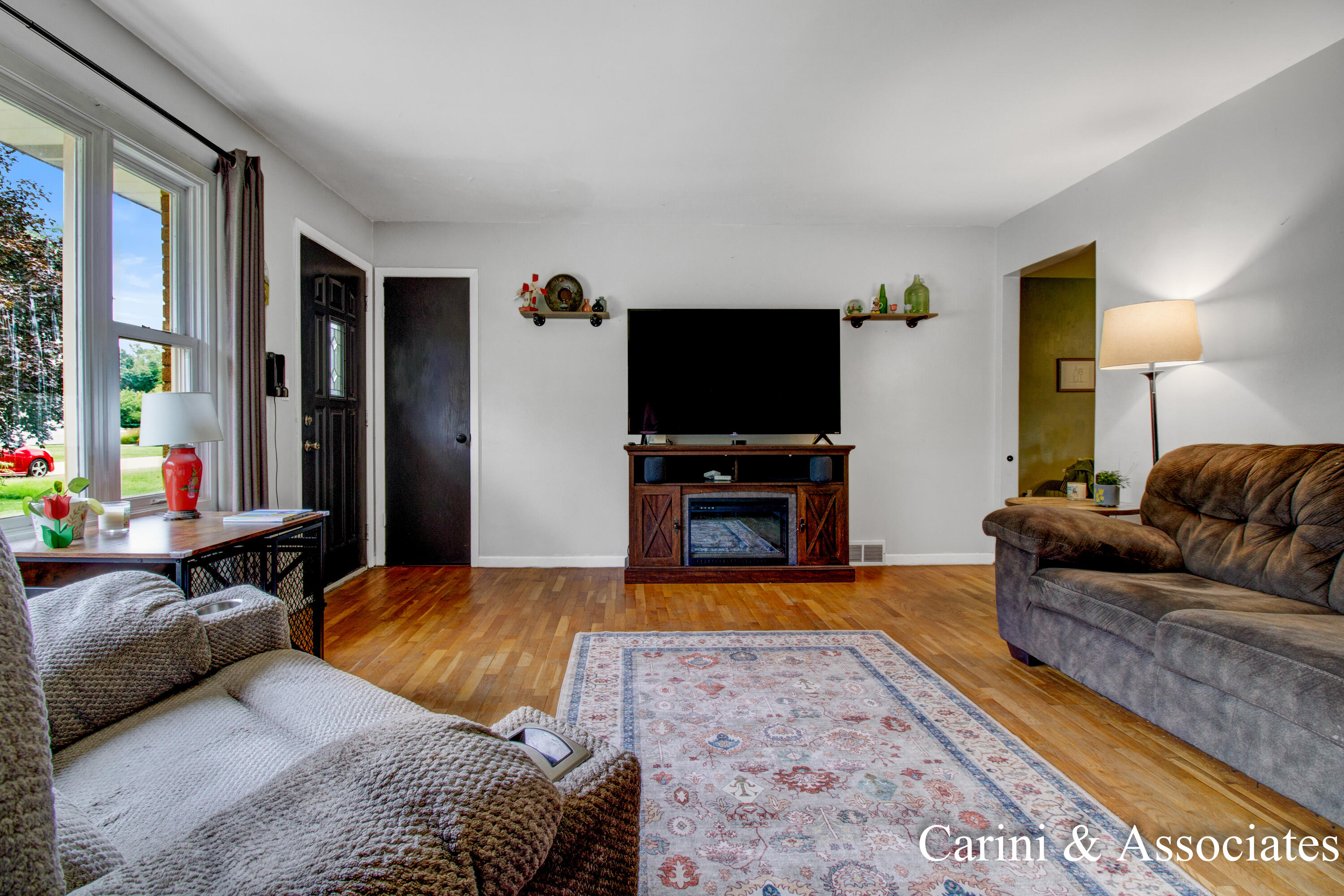 649 E 13th Street