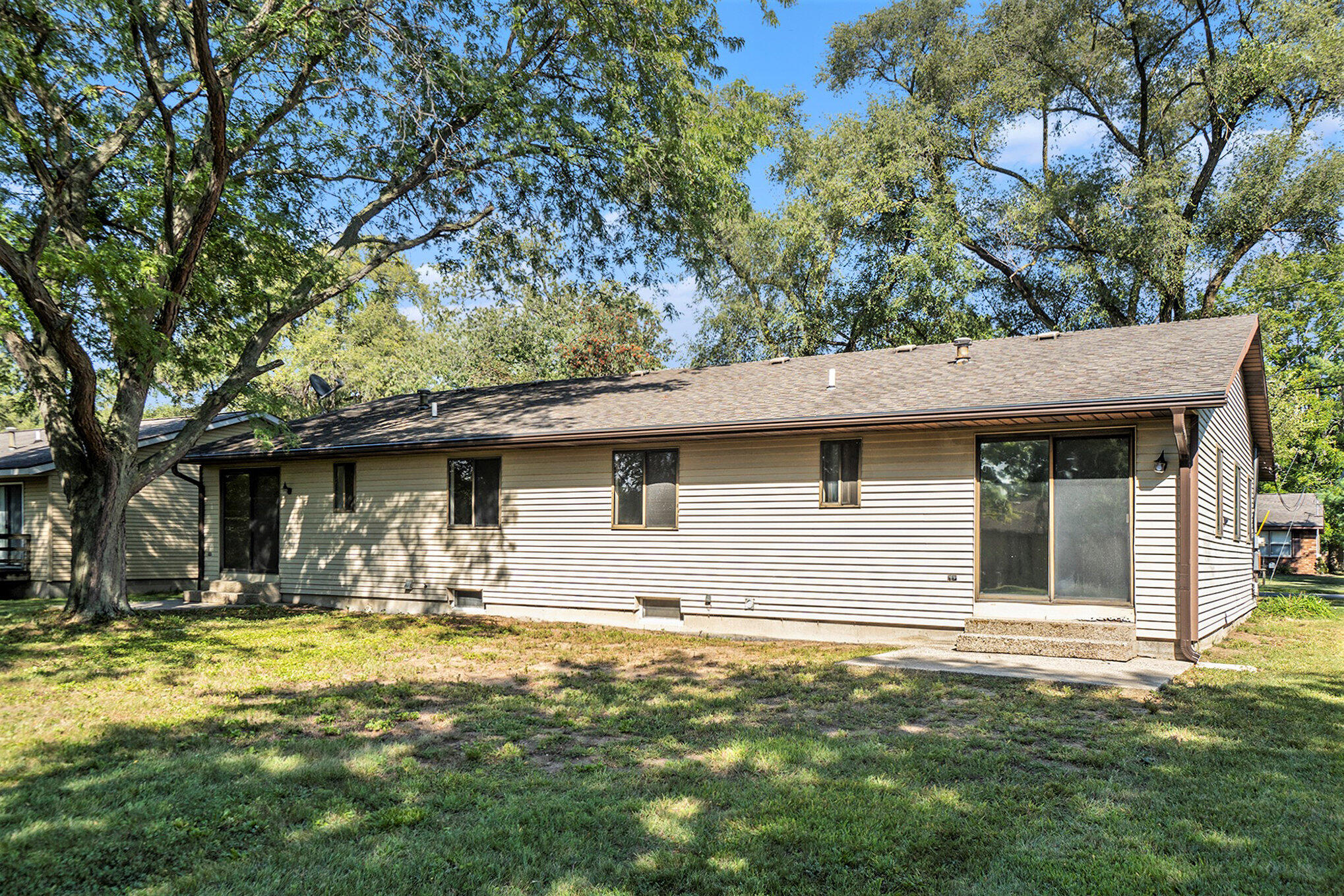 956 Vassar Avenue