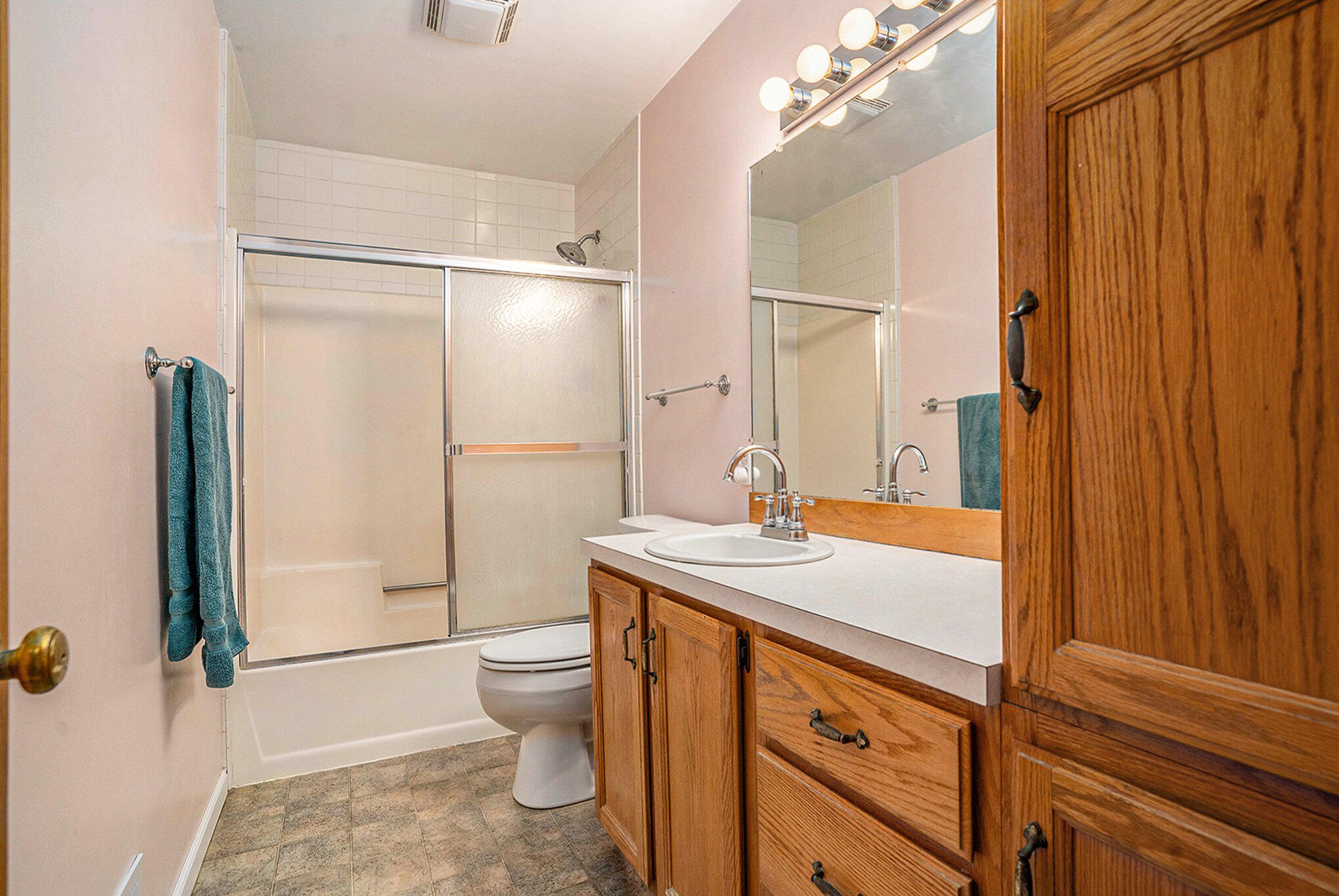 350 E 26th Street