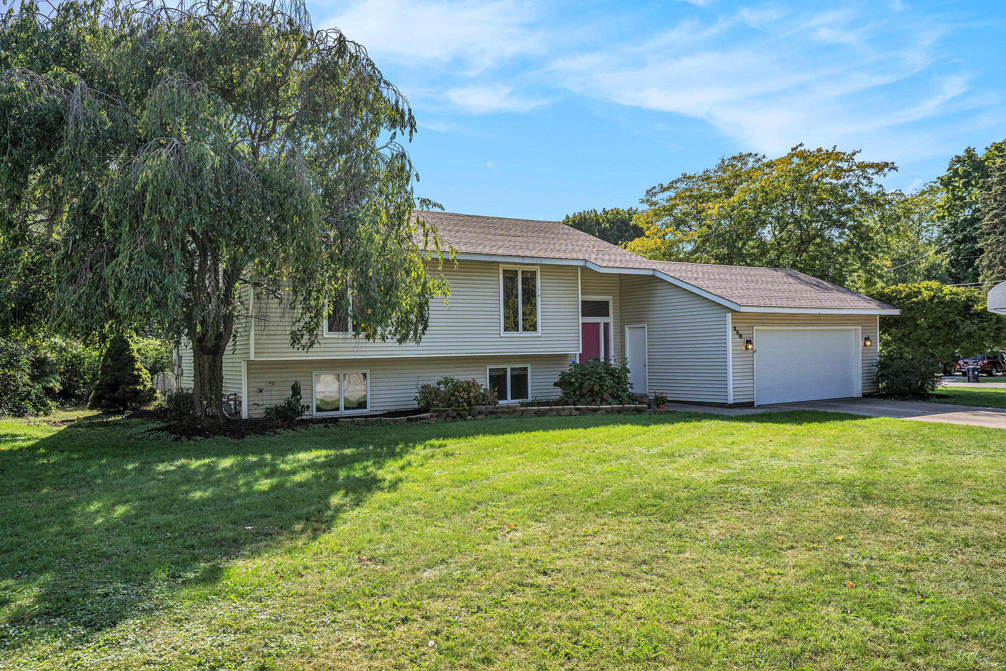 350 E 26th Street