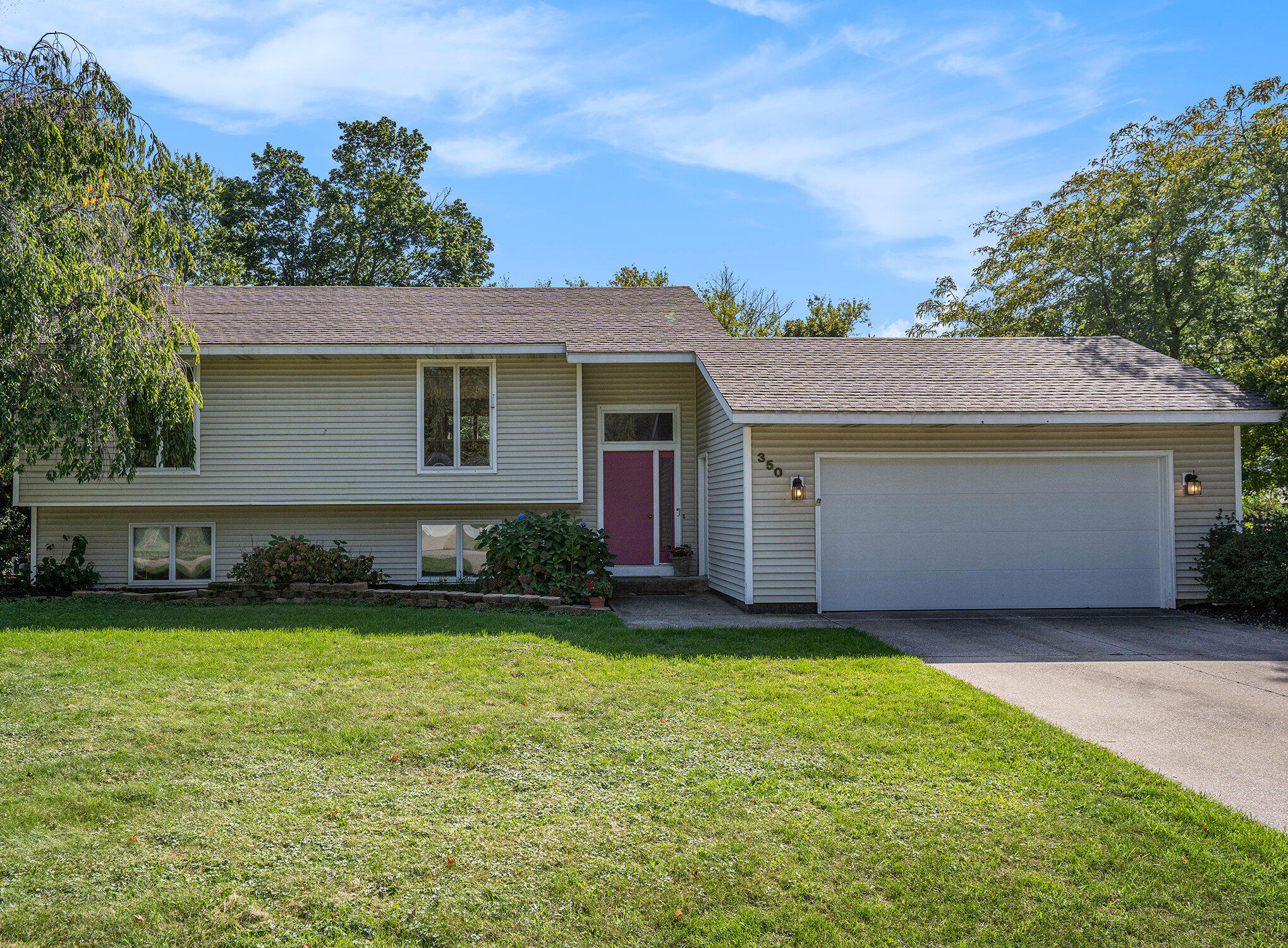 350 E 26th Street