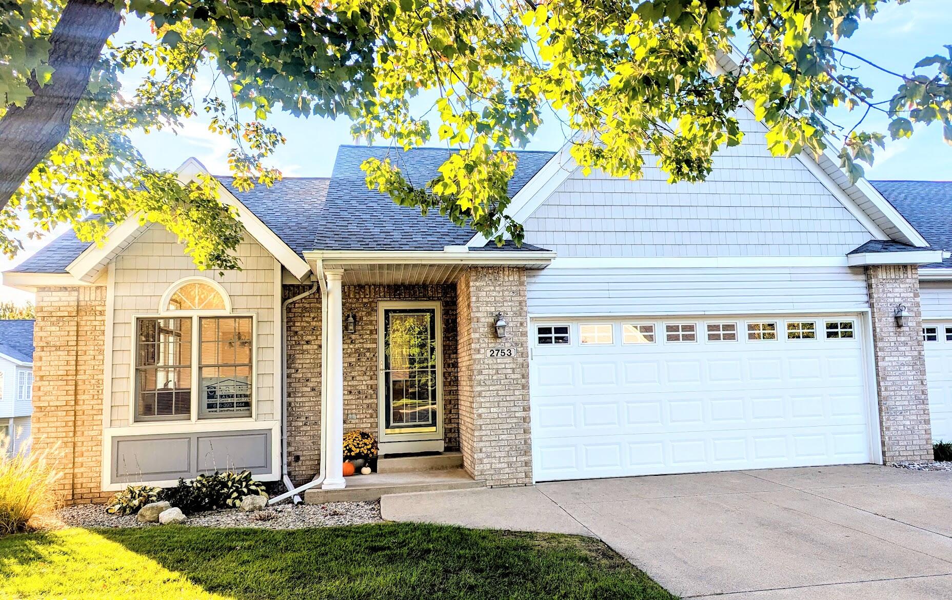 2753 Sandpiper Lane