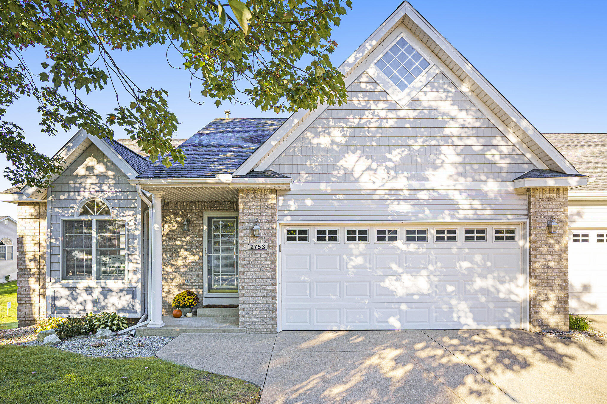 2753 Sandpiper Lane