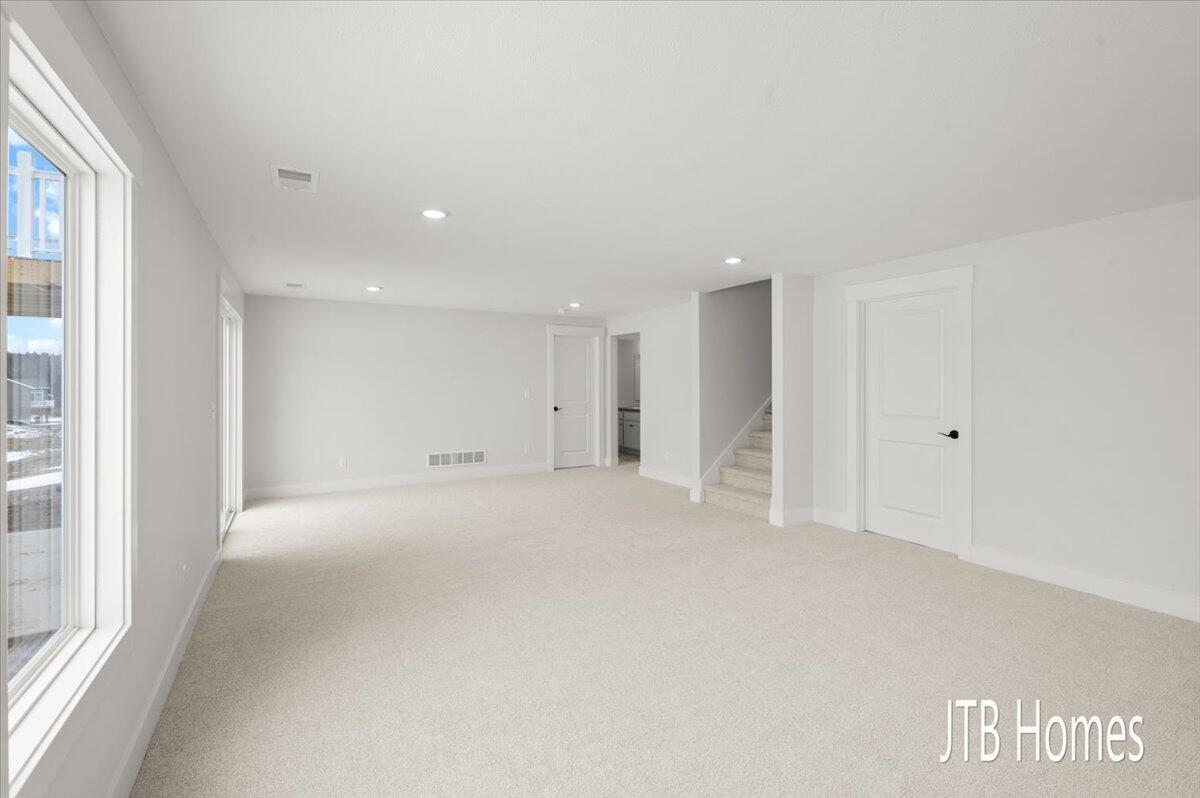 5561 Canal Avenue SW 65