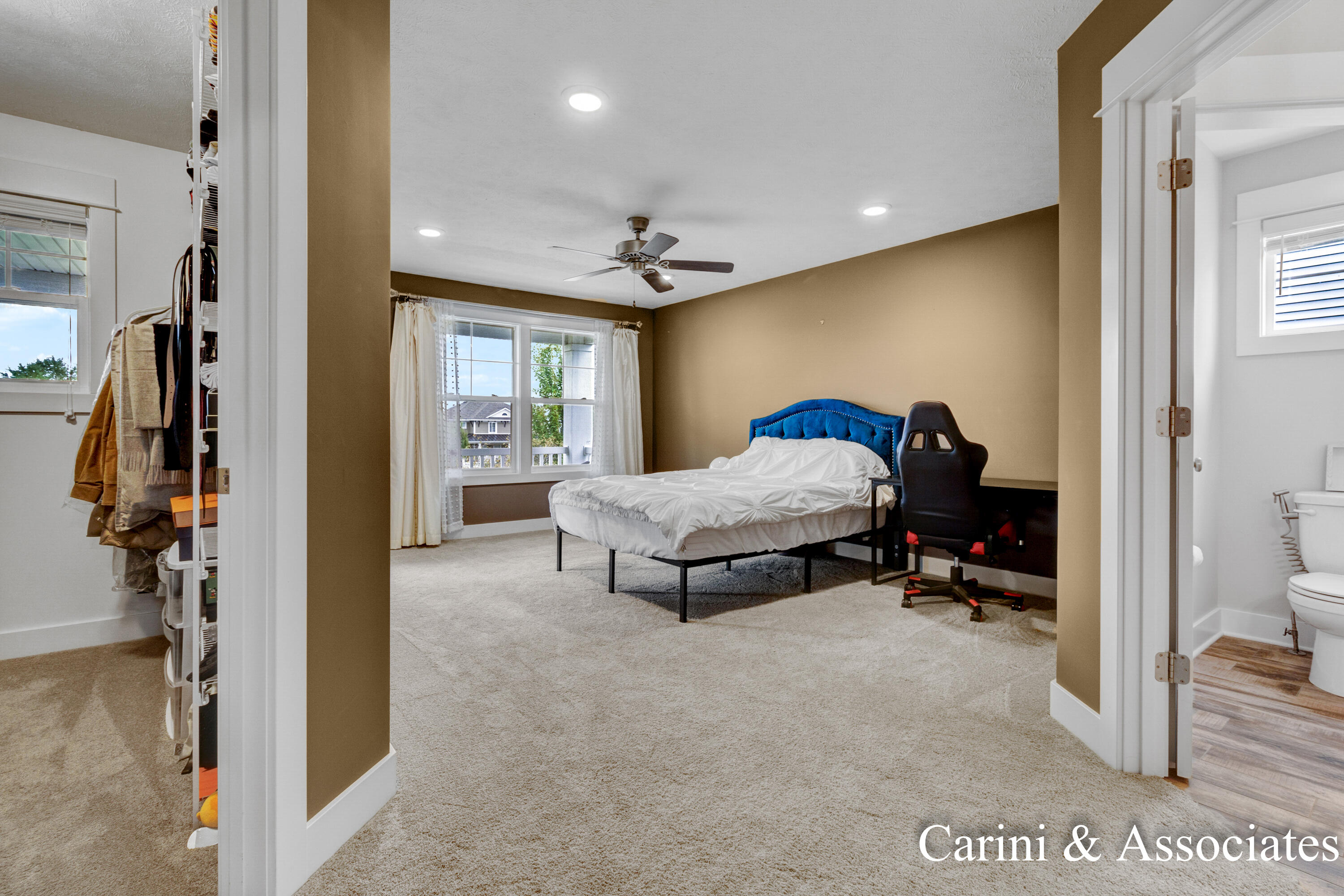 4737 Macatawa Legends Boulevard