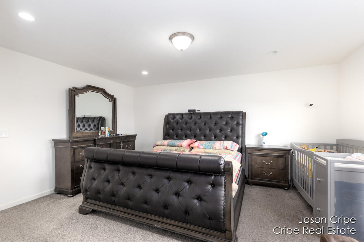 658 Petoskey Stone Drive