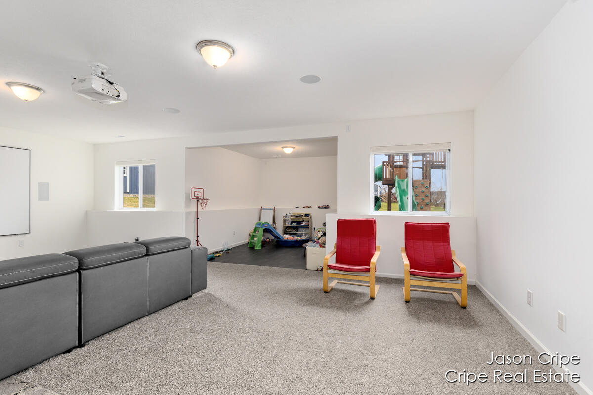658 Petoskey Stone Drive