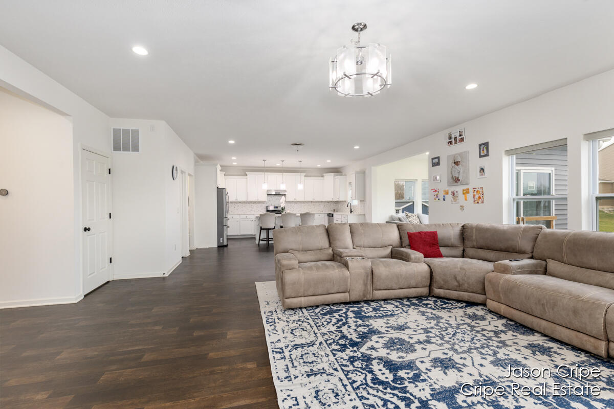 658 Petoskey Stone Drive
