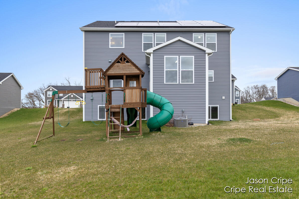 658 Petoskey Stone Drive