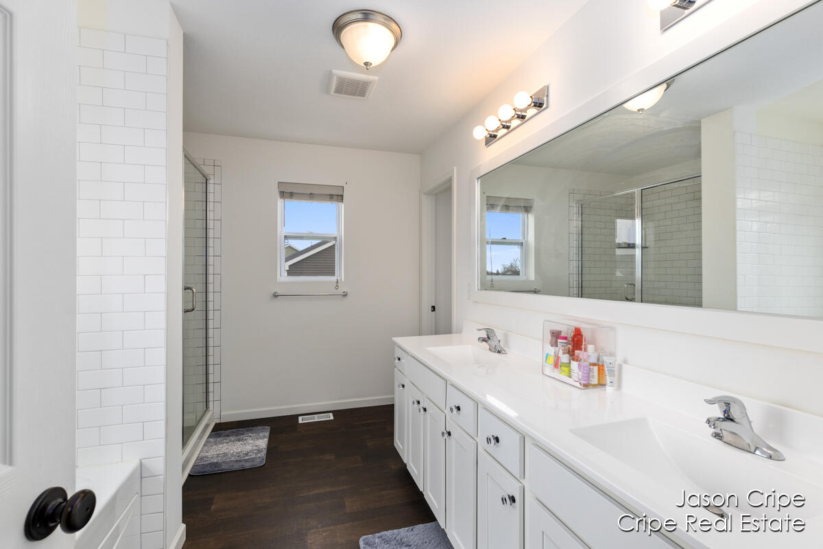 658 Petoskey Stone Drive