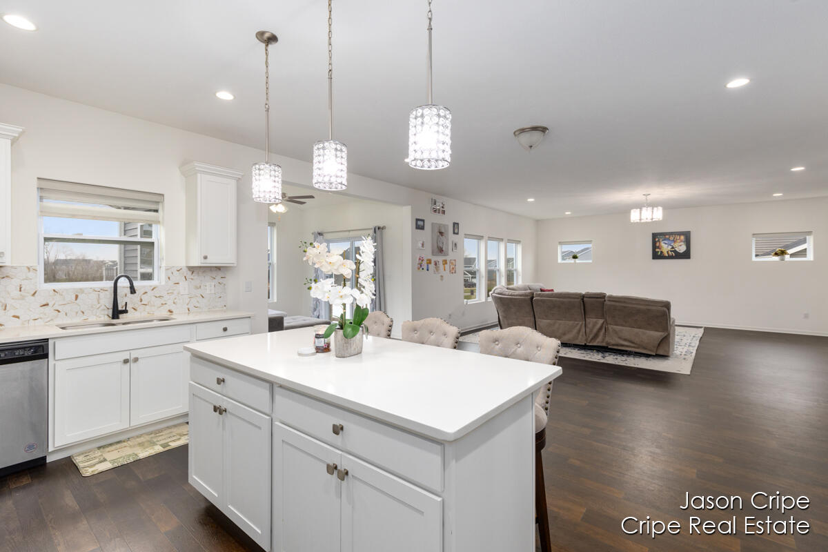 658 Petoskey Stone Drive