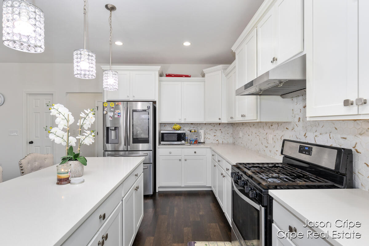 658 Petoskey Stone Drive
