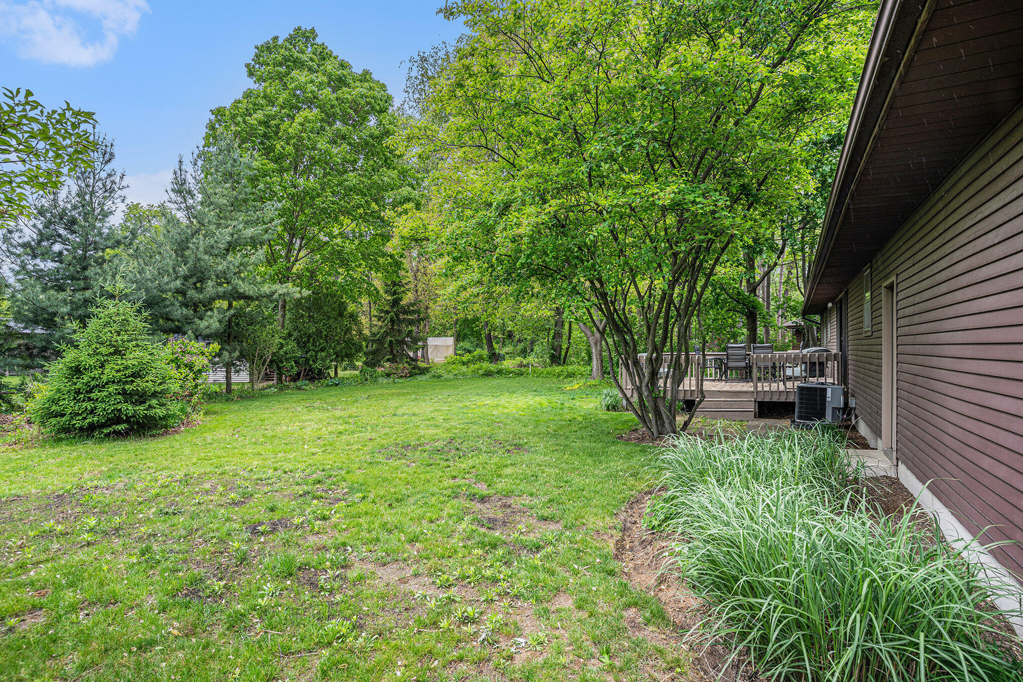 916 N Kingwood Court