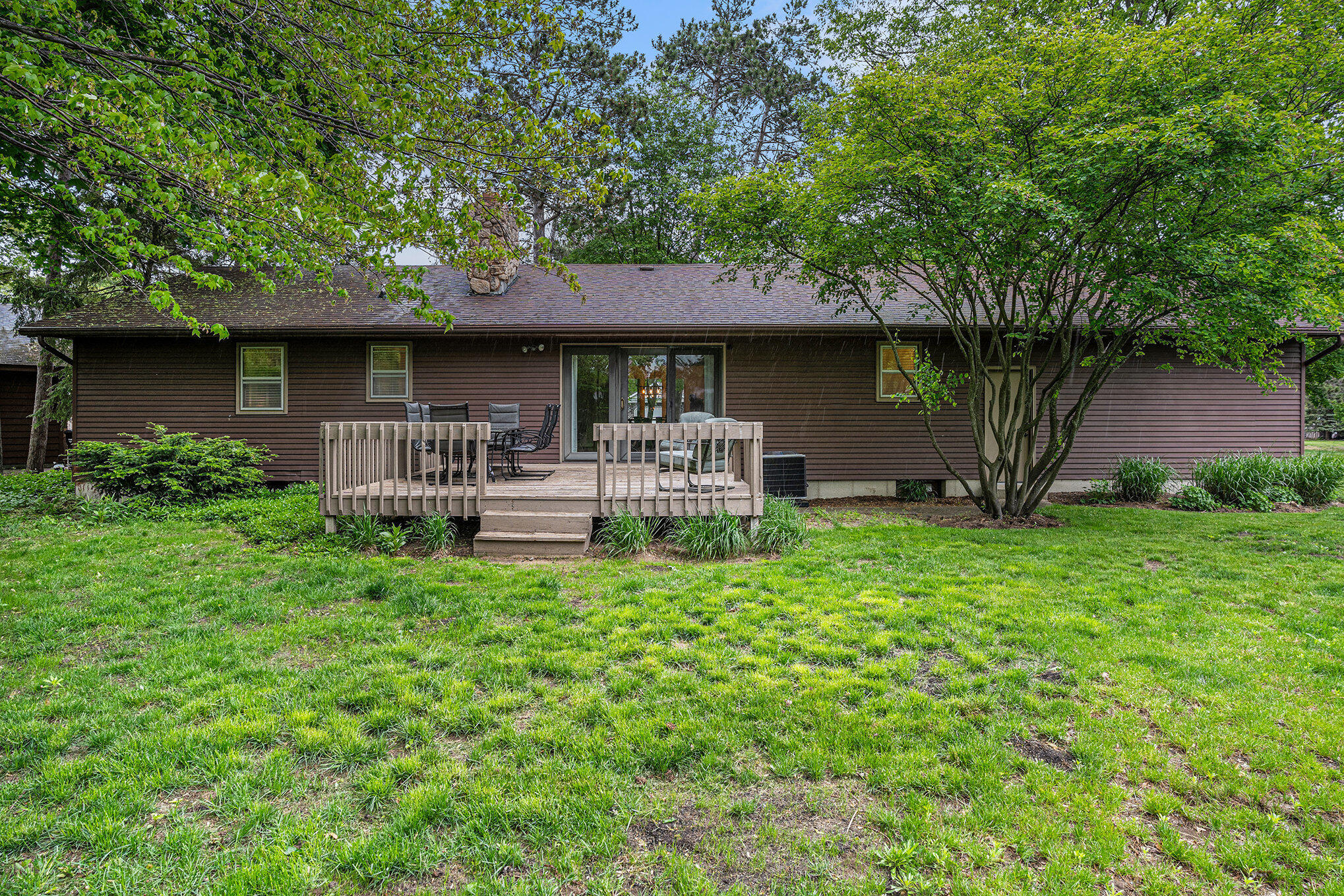 916 N Kingwood Court