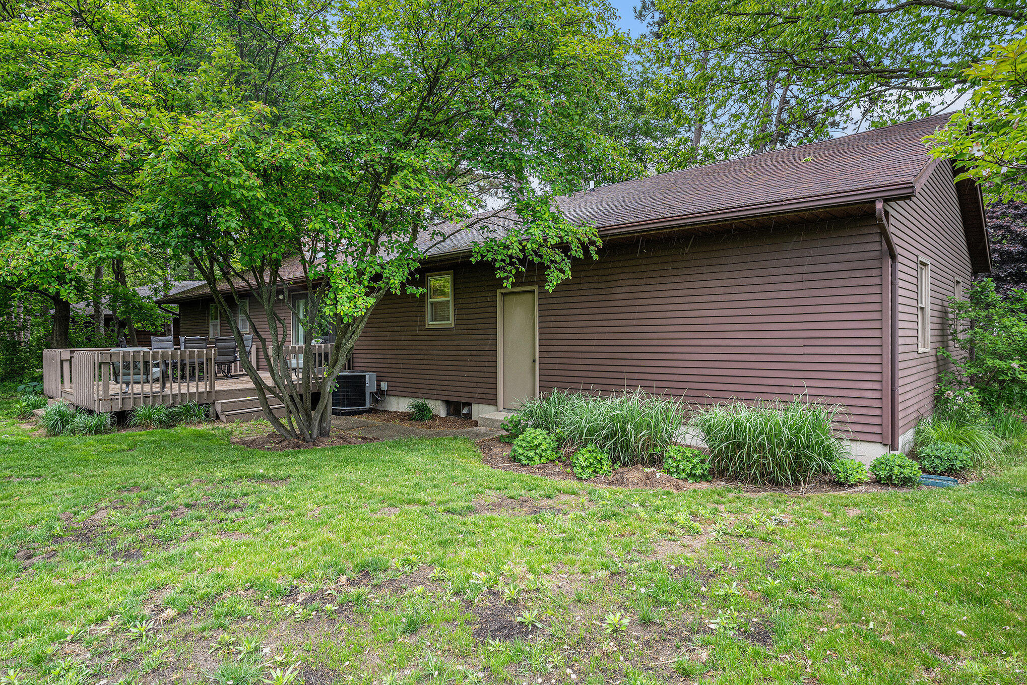 916 N Kingwood Court