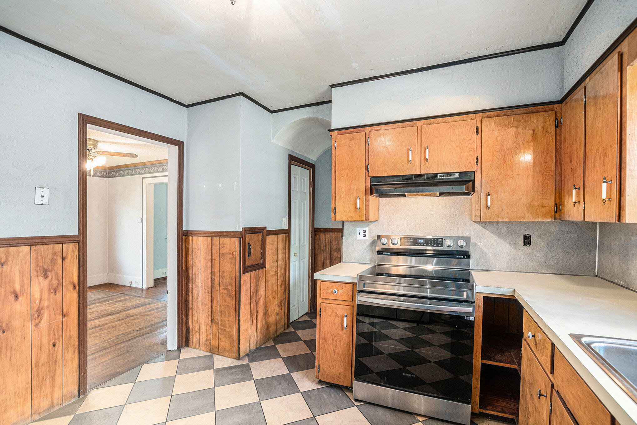 337 W 18th Street