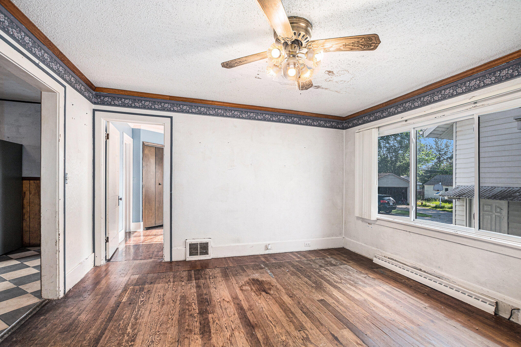 337 W 18th Street