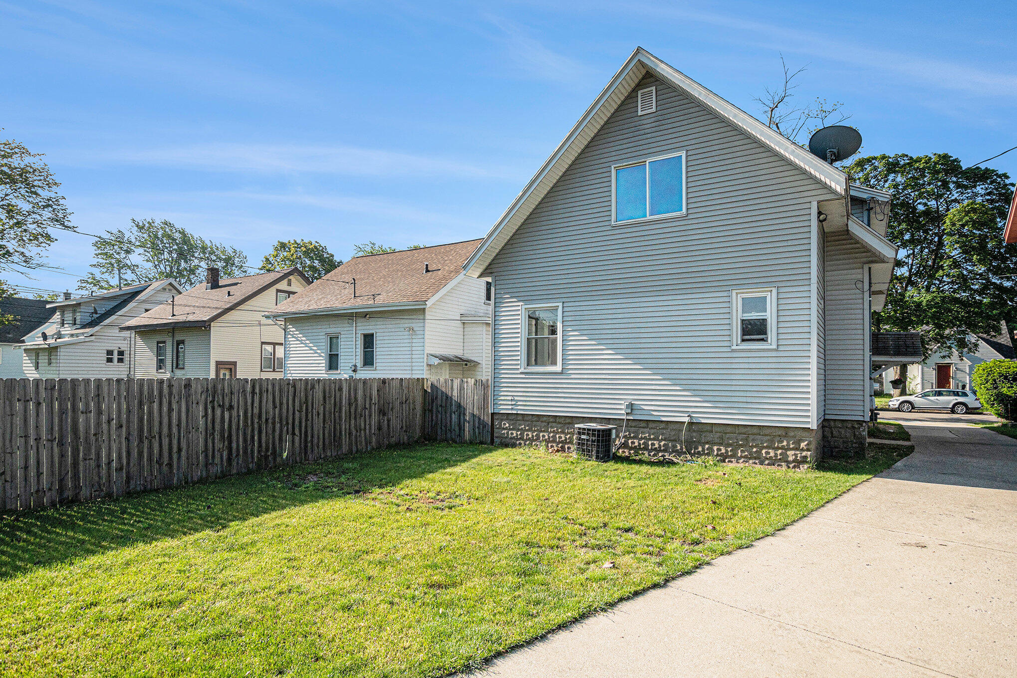 337 W 18th Street