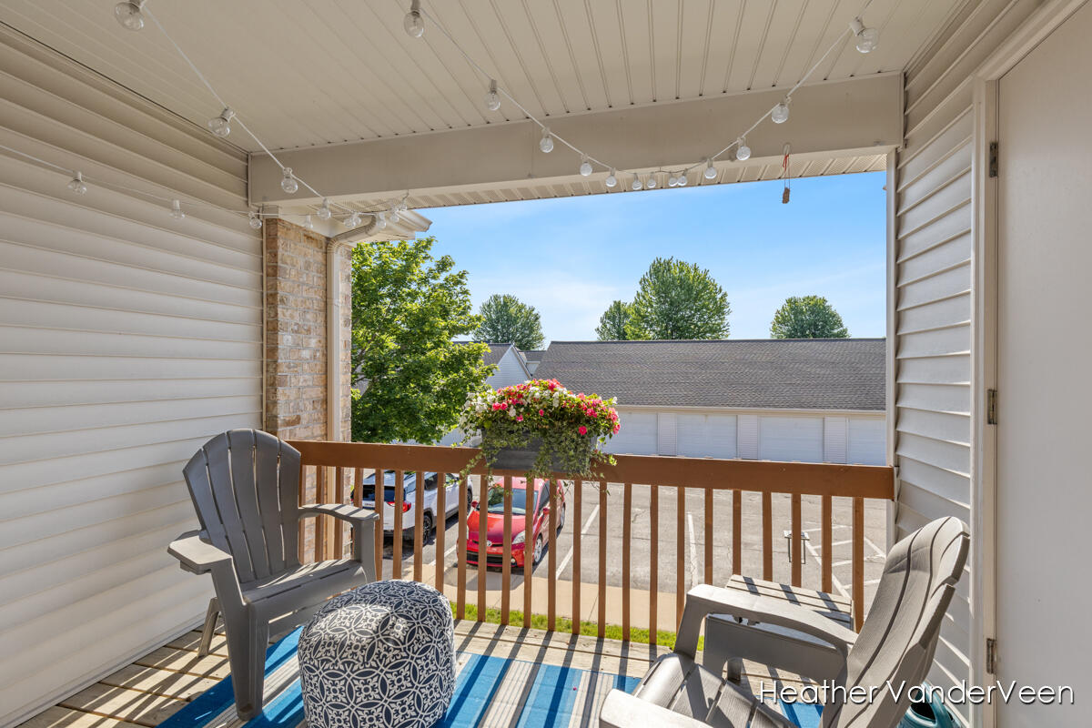 3041 E Crystal Waters Drive 8