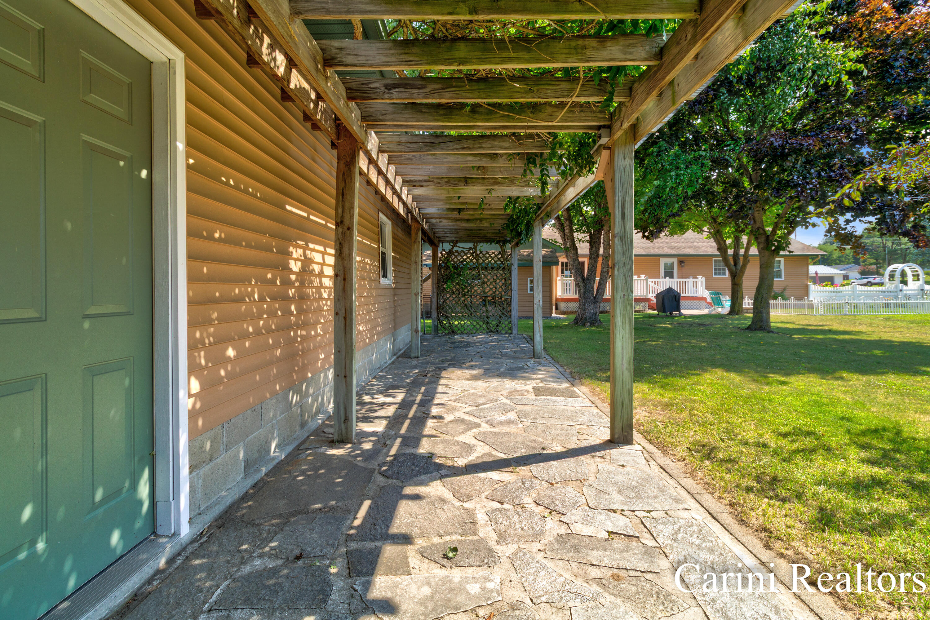 2898 Linwood Road