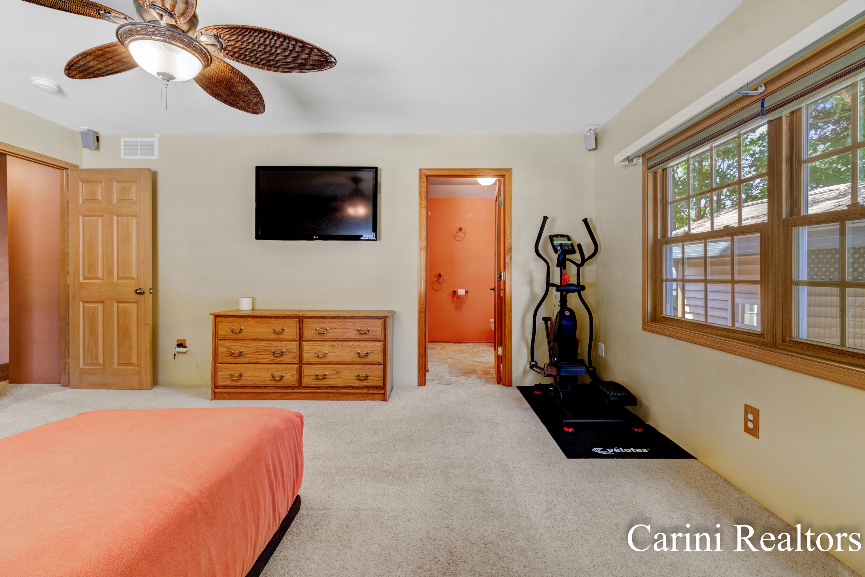 2898 Linwood Road