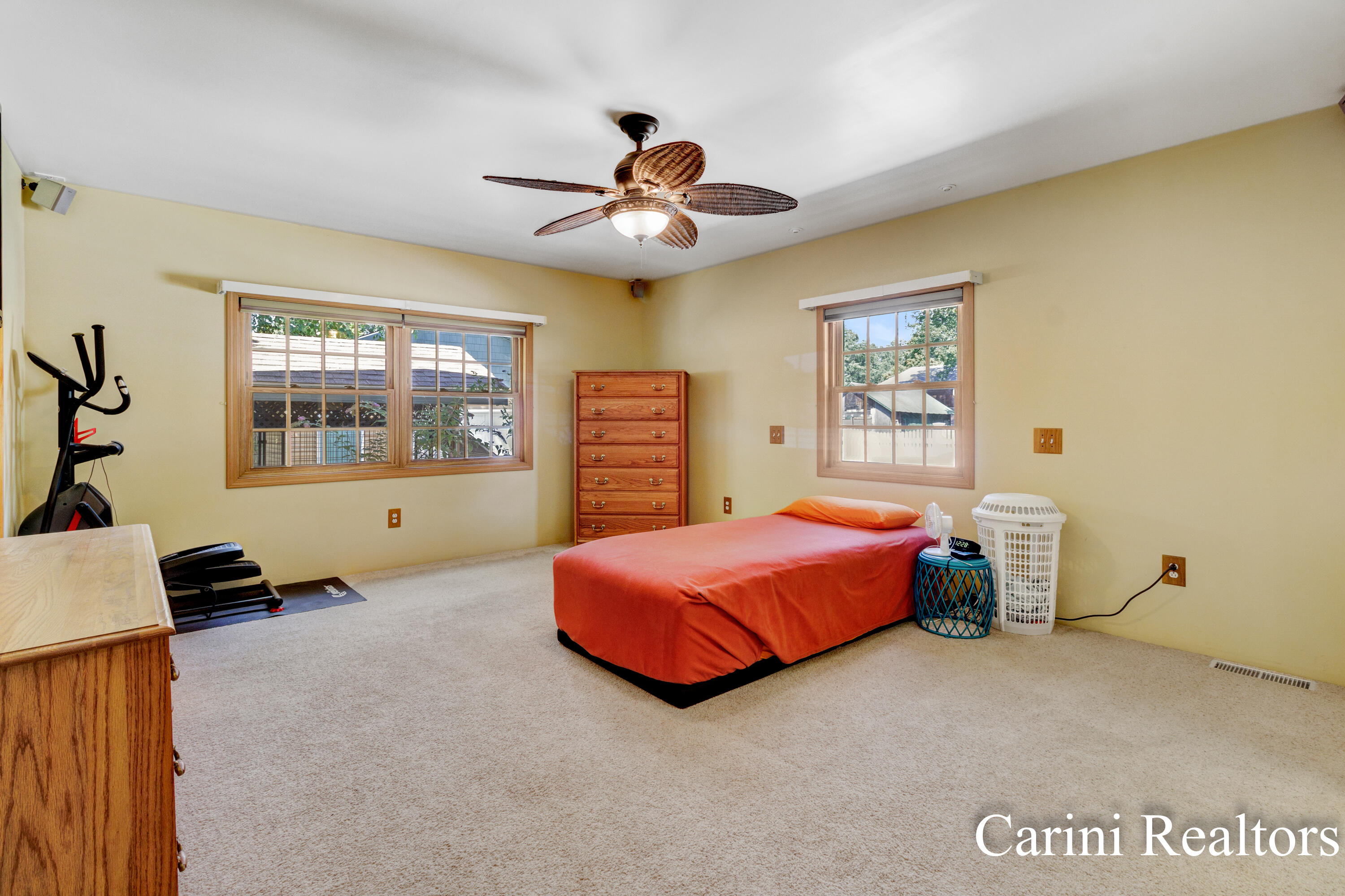 2898 Linwood Road