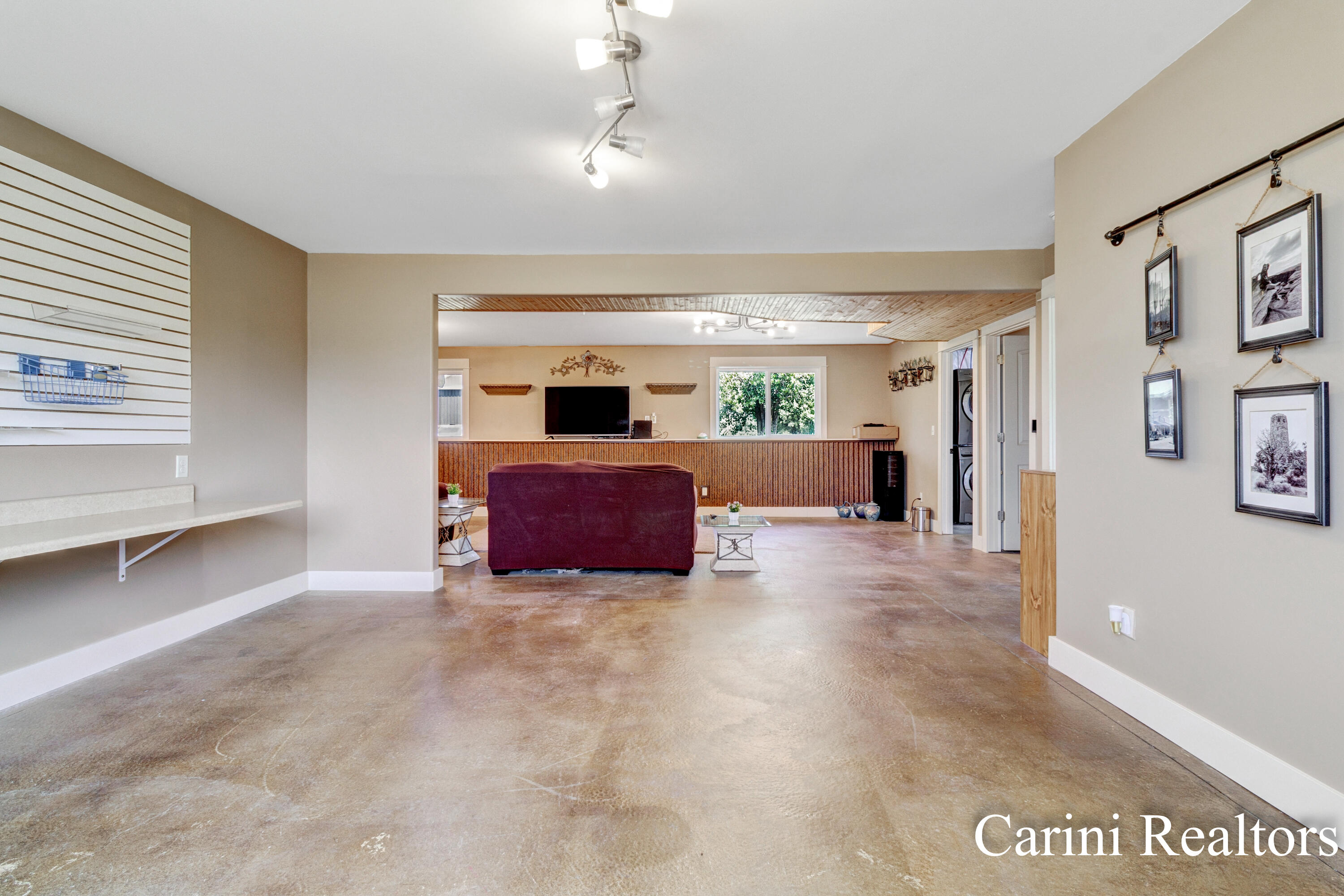 9035 Meadows Pointe Drive
