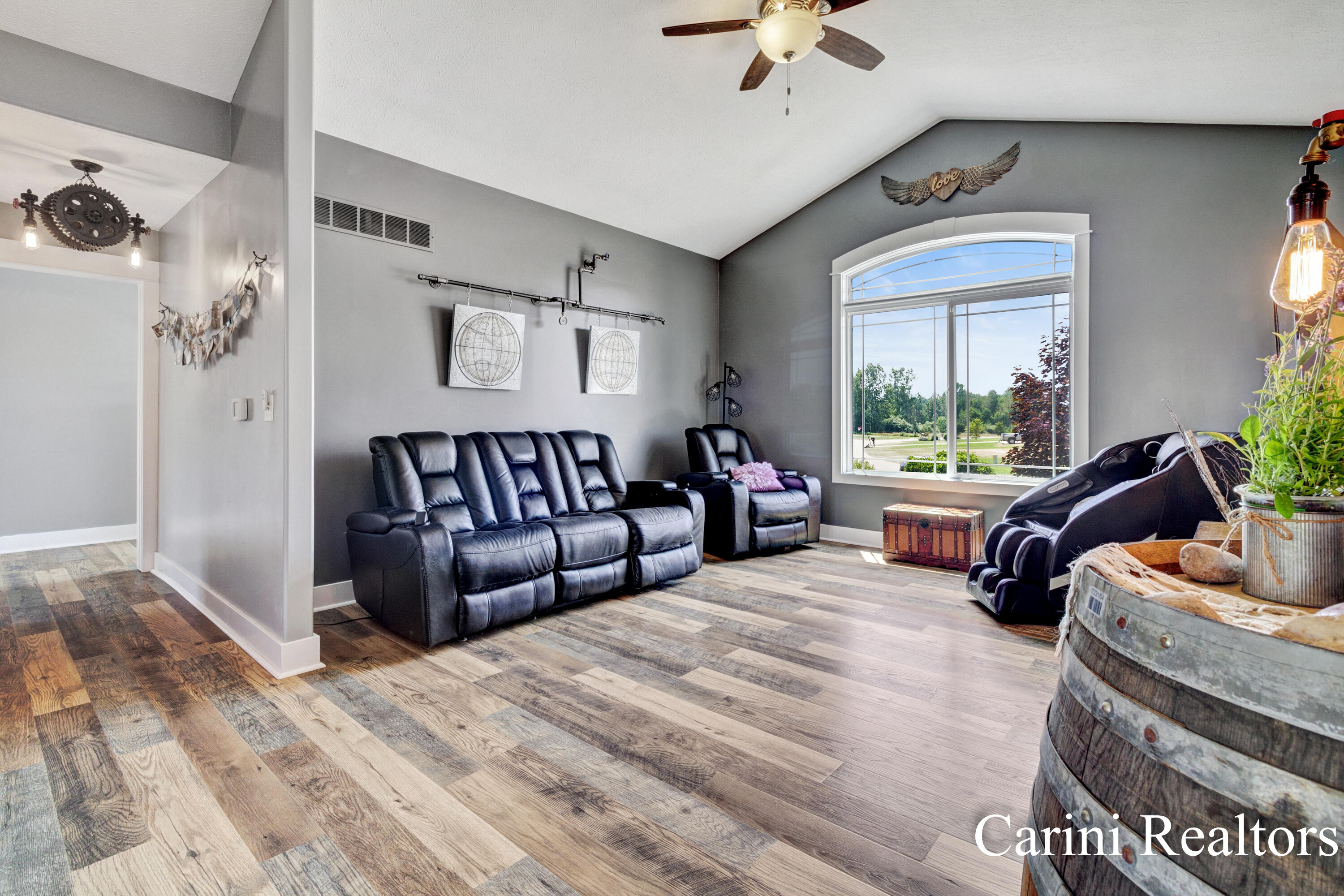 9035 Meadows Pointe Drive