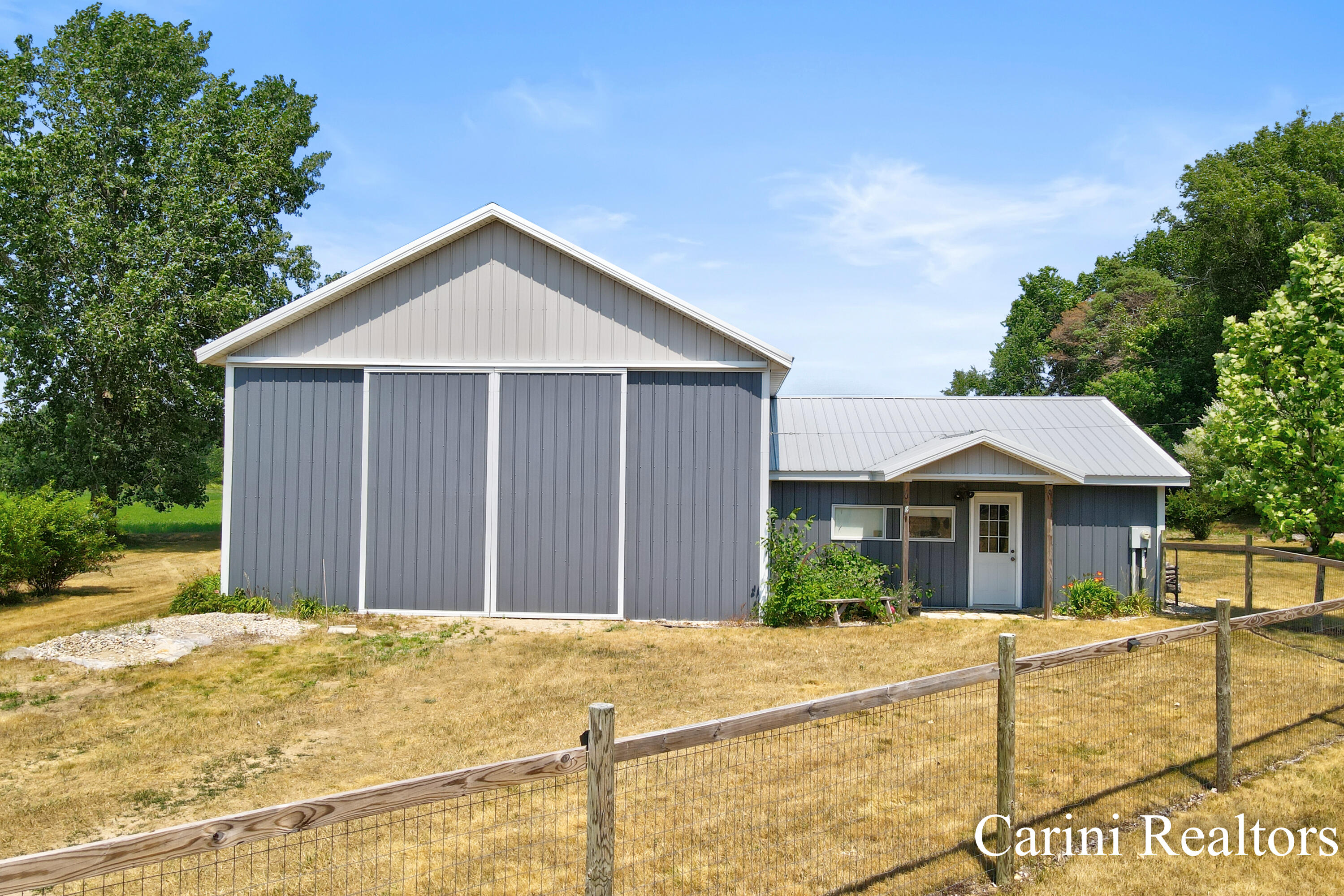 9035 Meadows Pointe Drive
