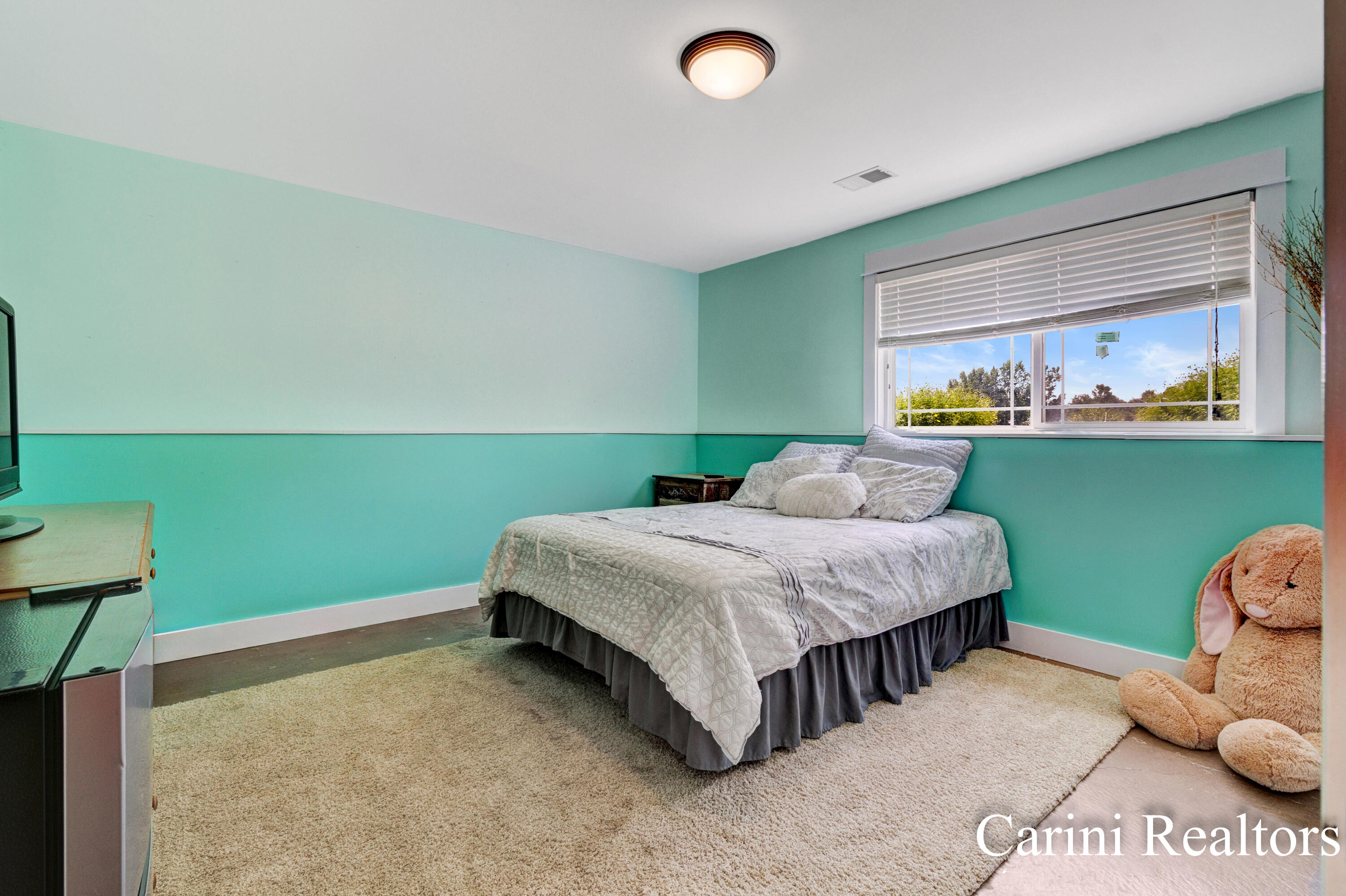 9035 Meadows Pointe Drive