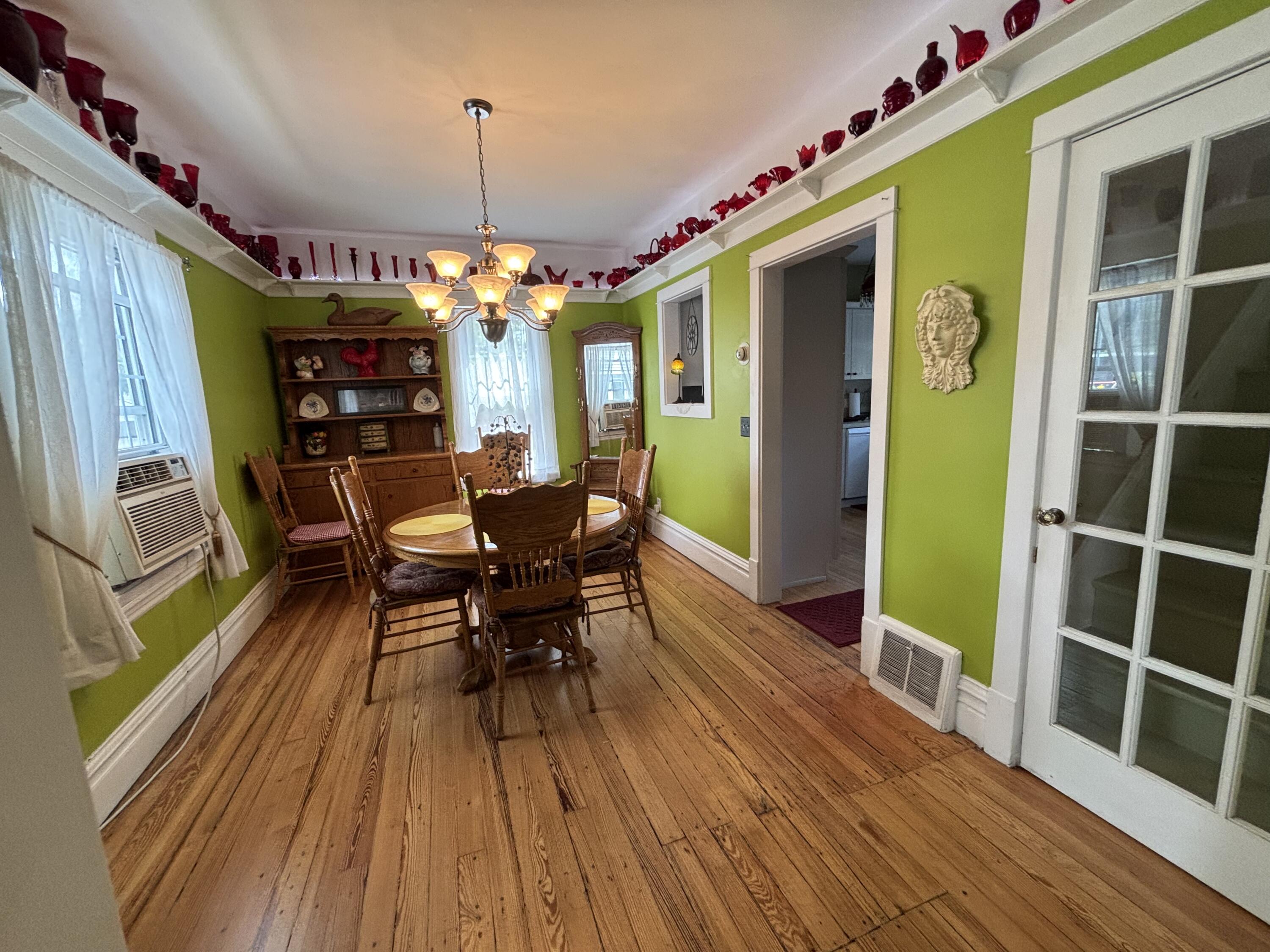 1108 Franklin