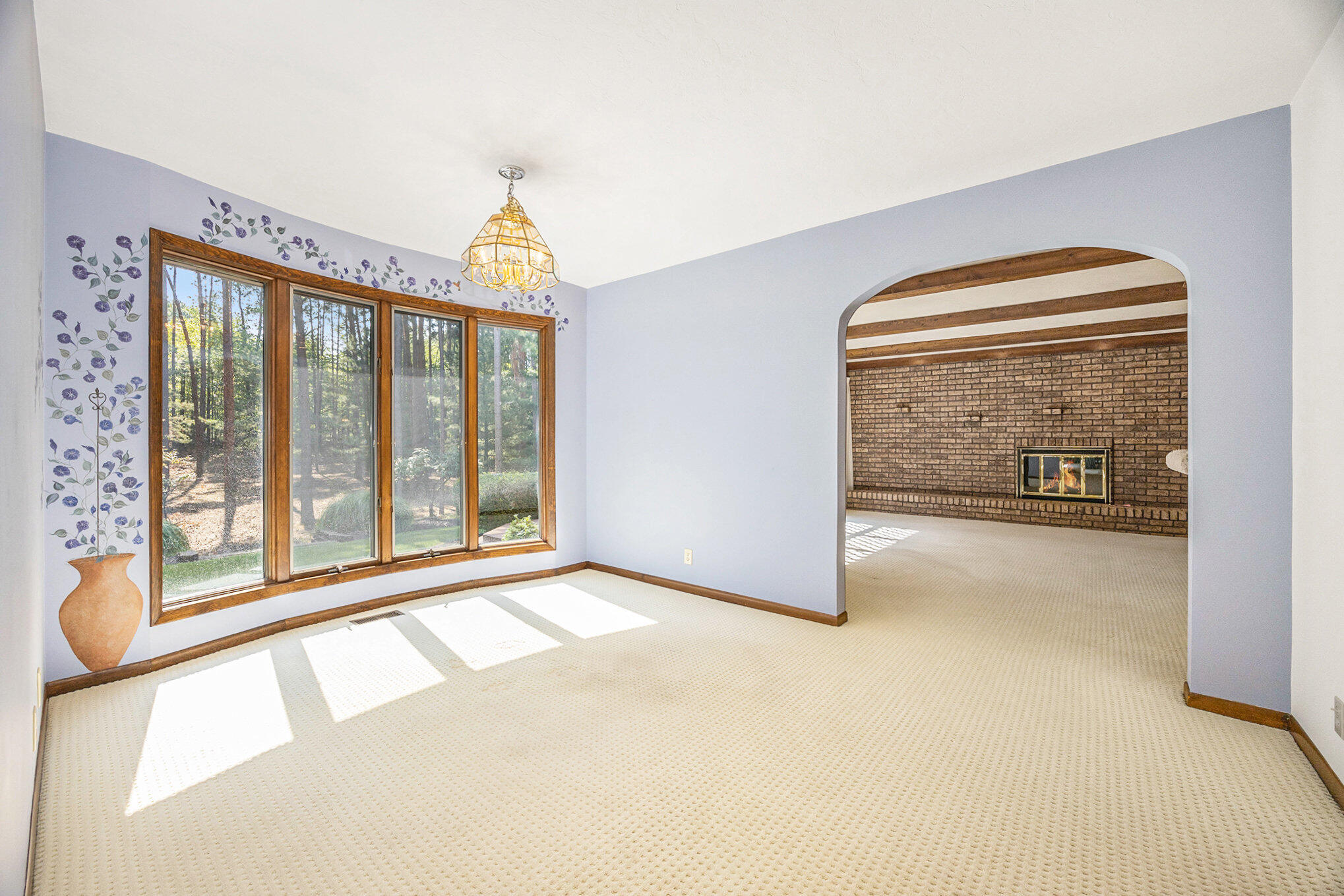 149 S 168th Avenue