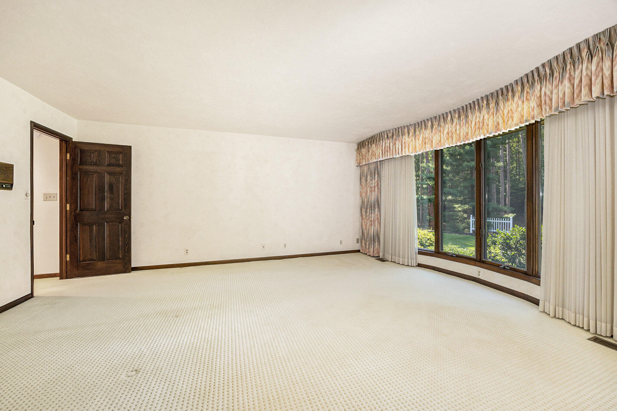 149 S 168th Avenue
