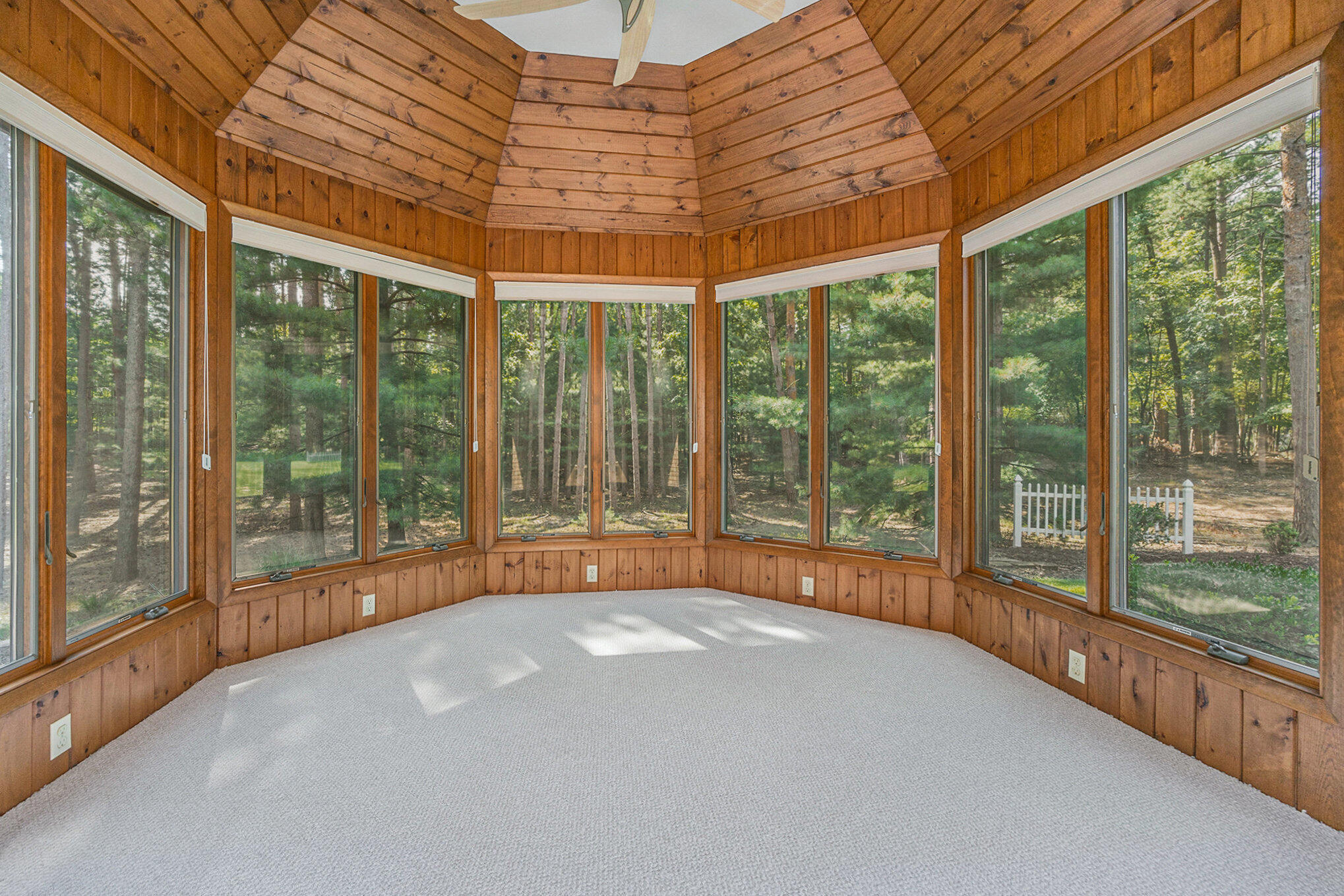 149 S 168th Avenue