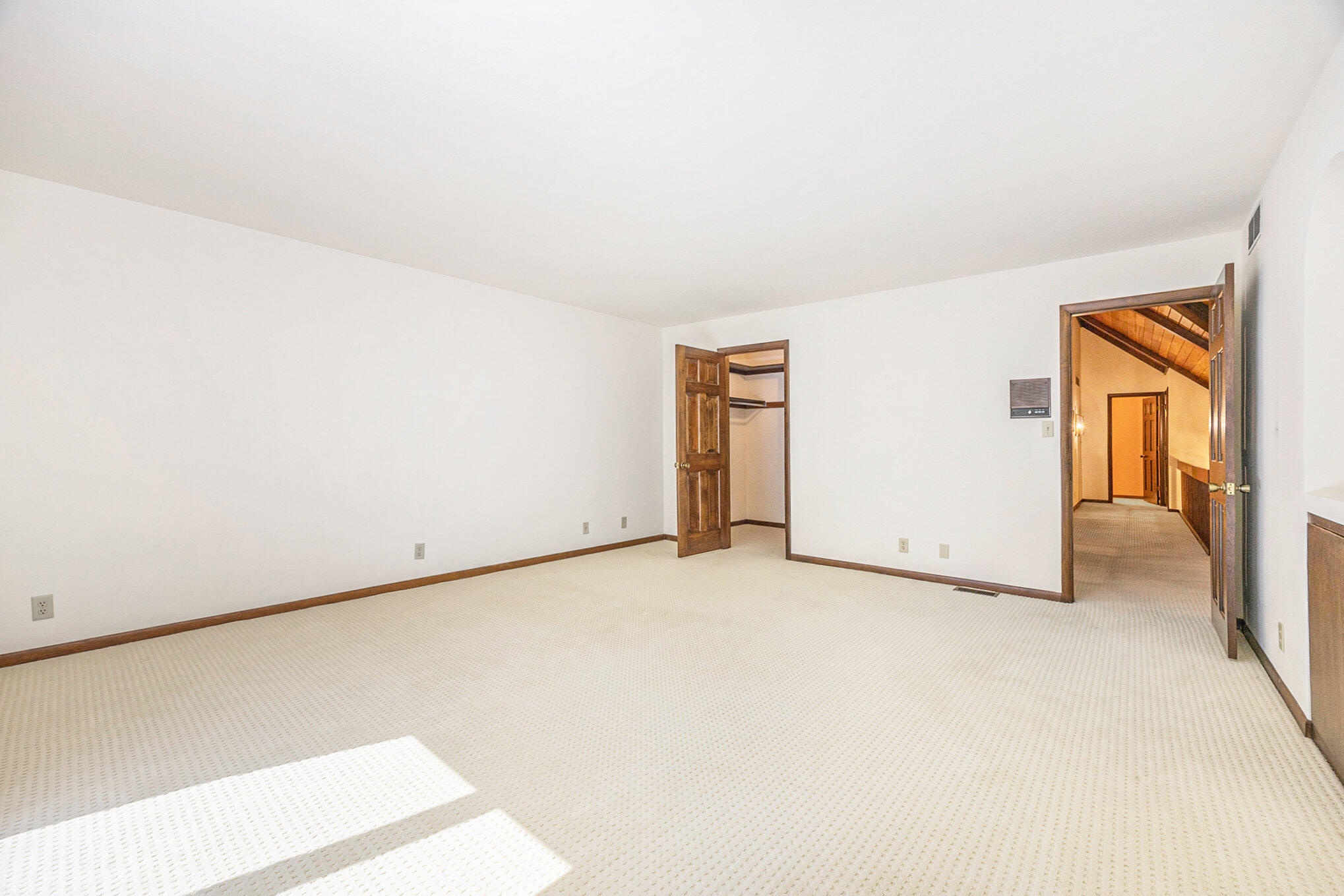 149 S 168th Avenue