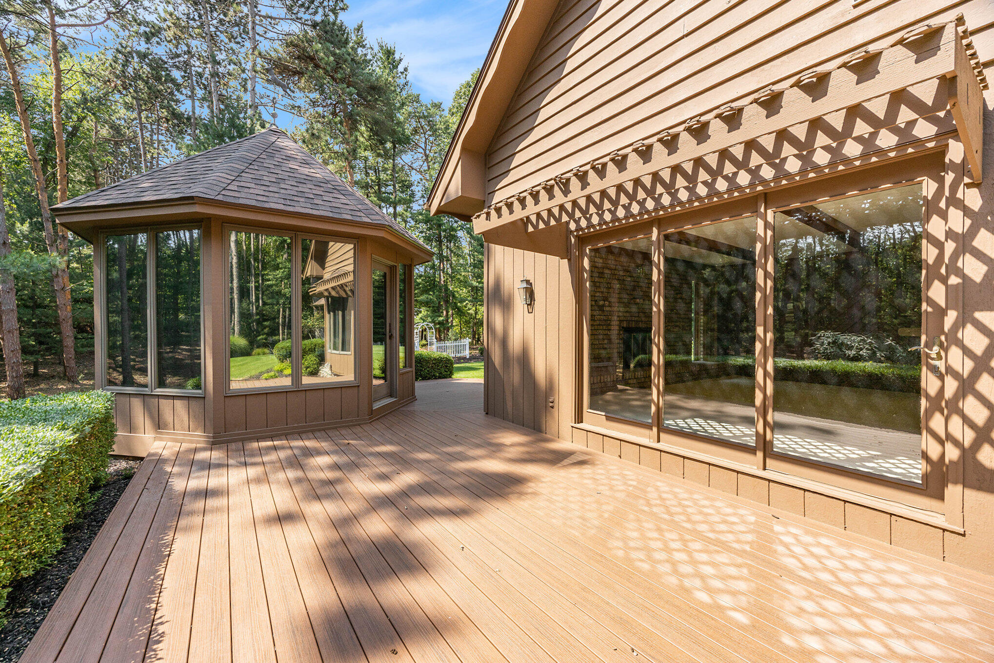 149 S 168th Avenue