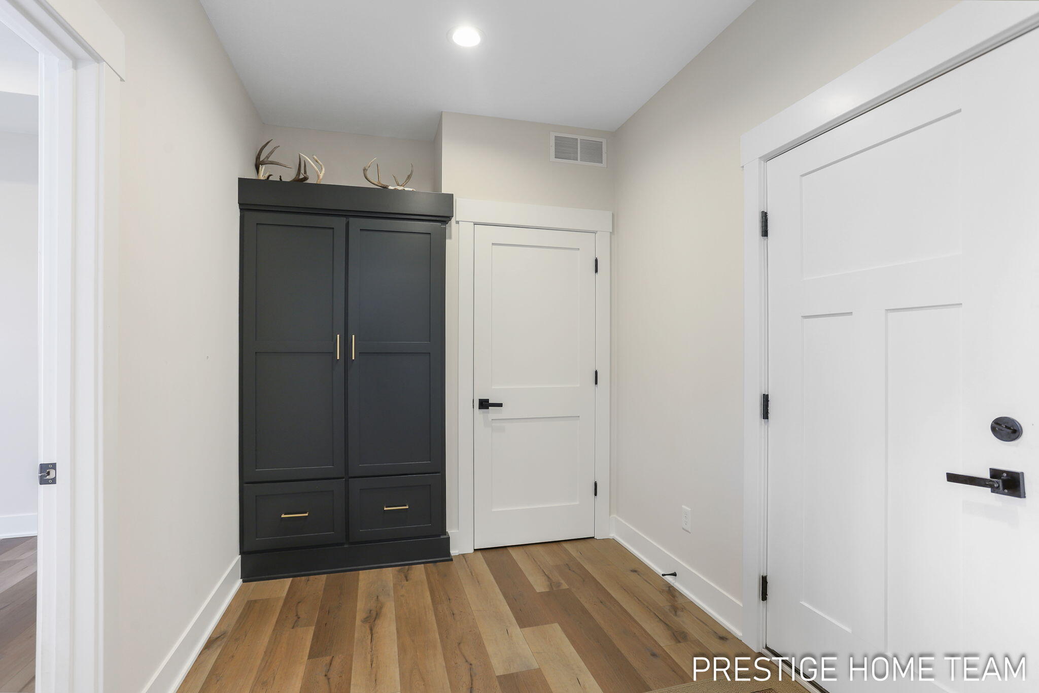 5351 Eagle Cove Drive
