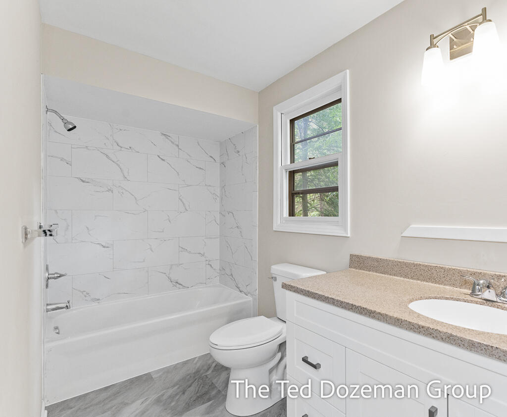 338 Roosevelt Avenue