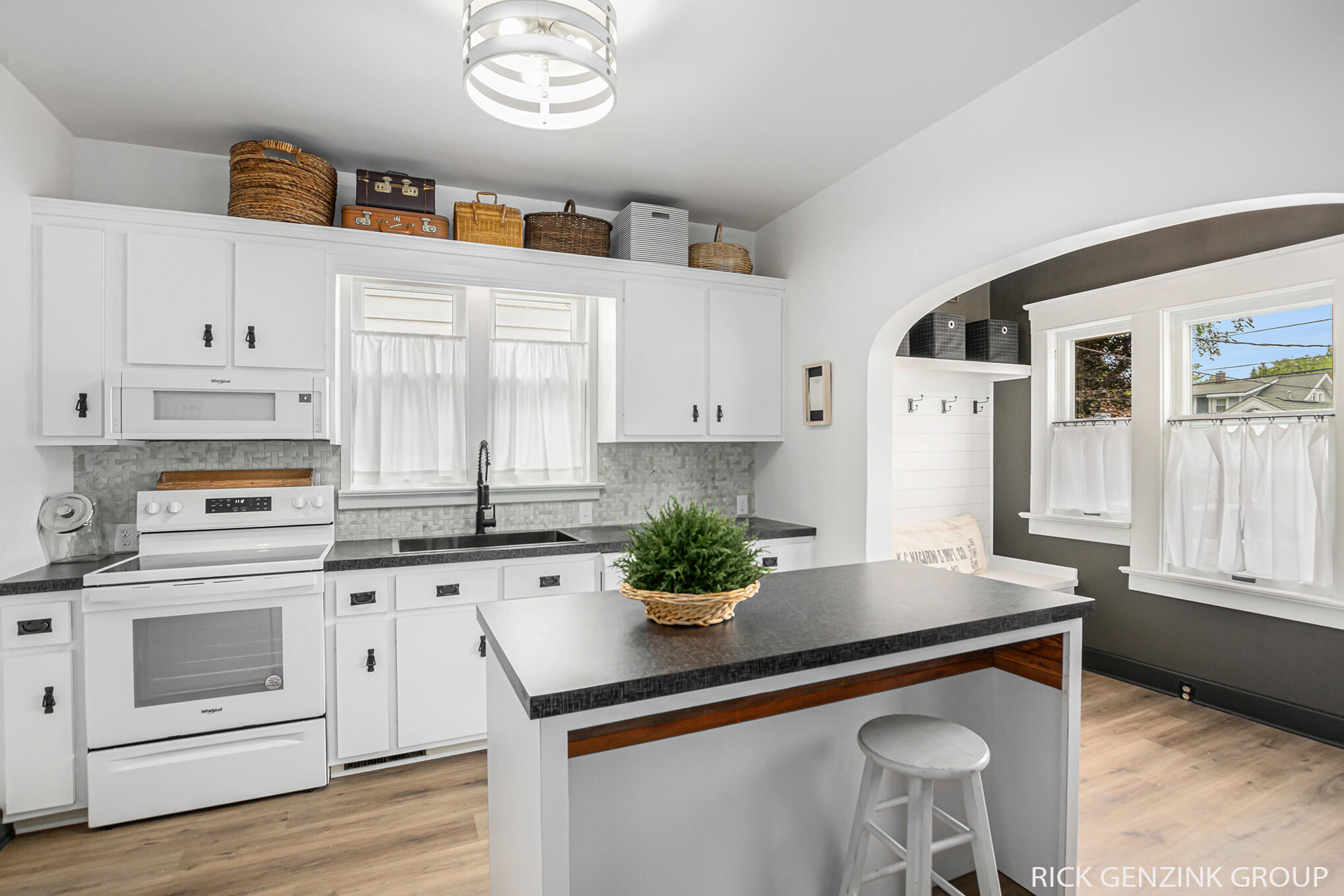 299 W 18th Street