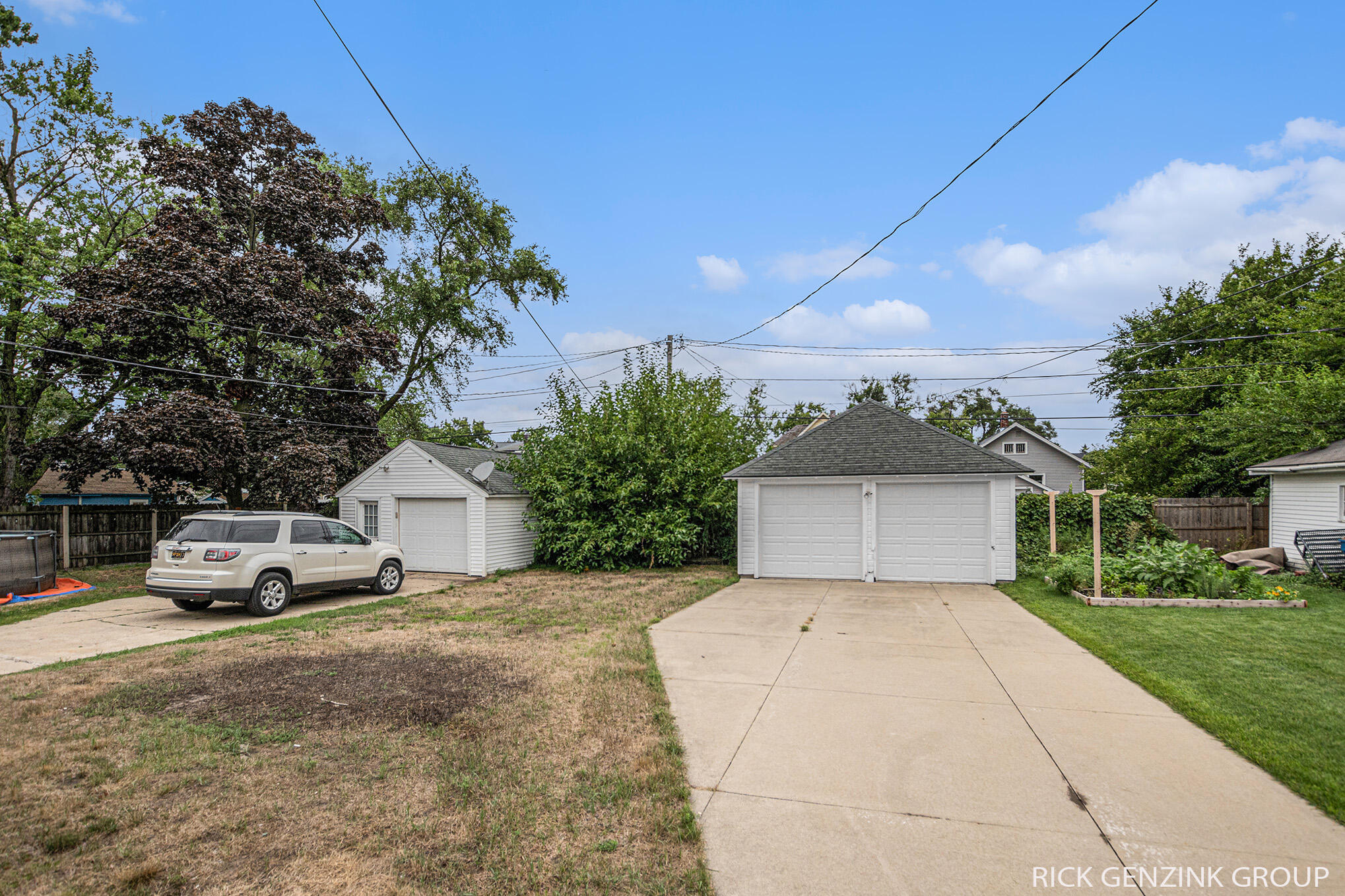 299 W 18th Street