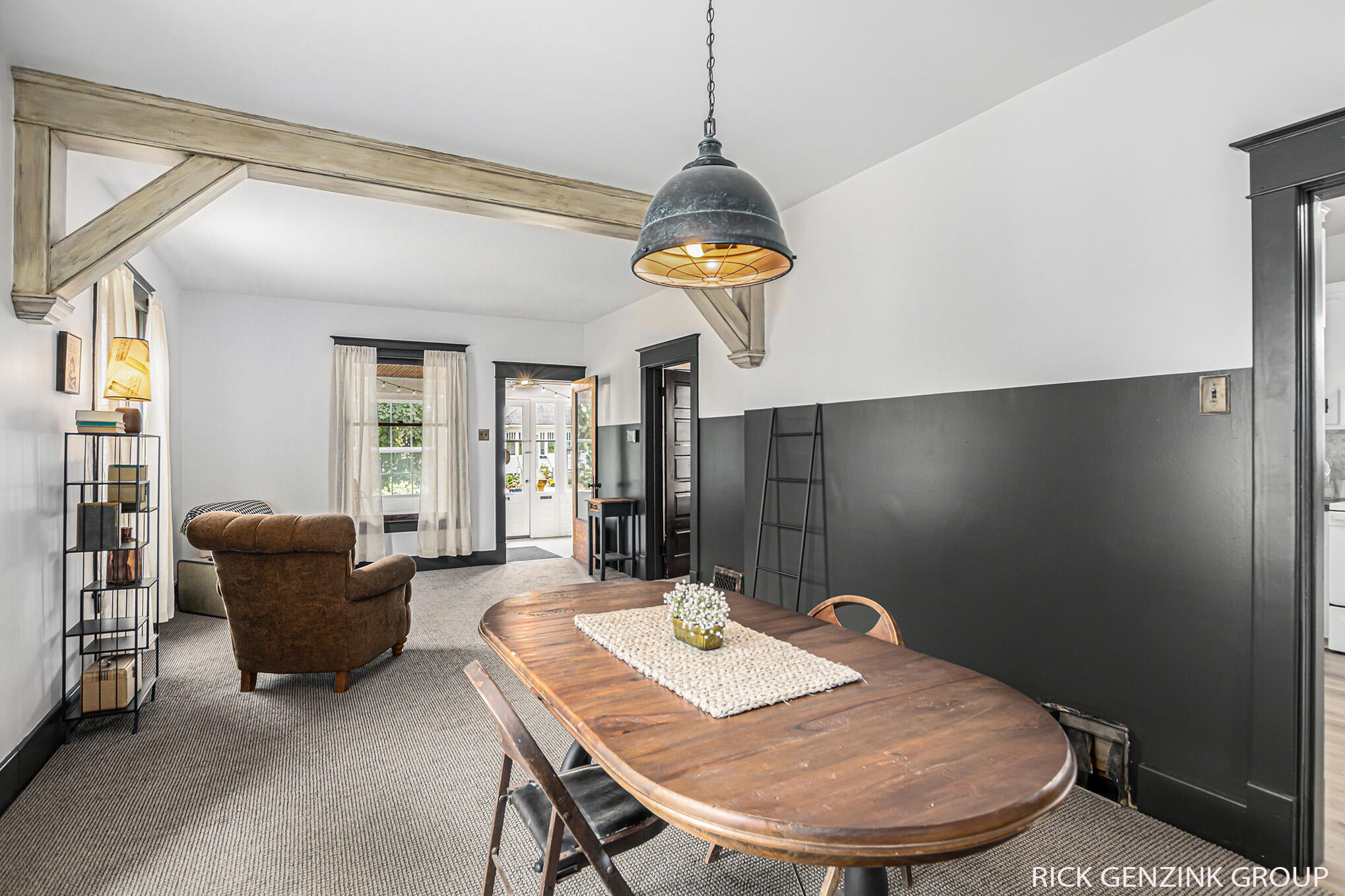 299 W 18th Street