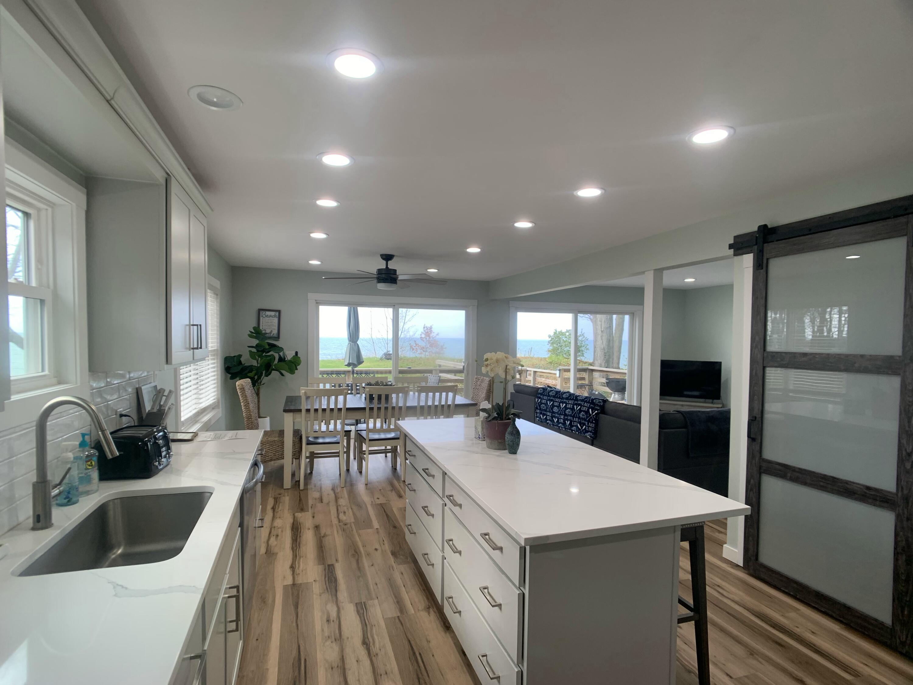 4805 Rosabelle Beach Avenue