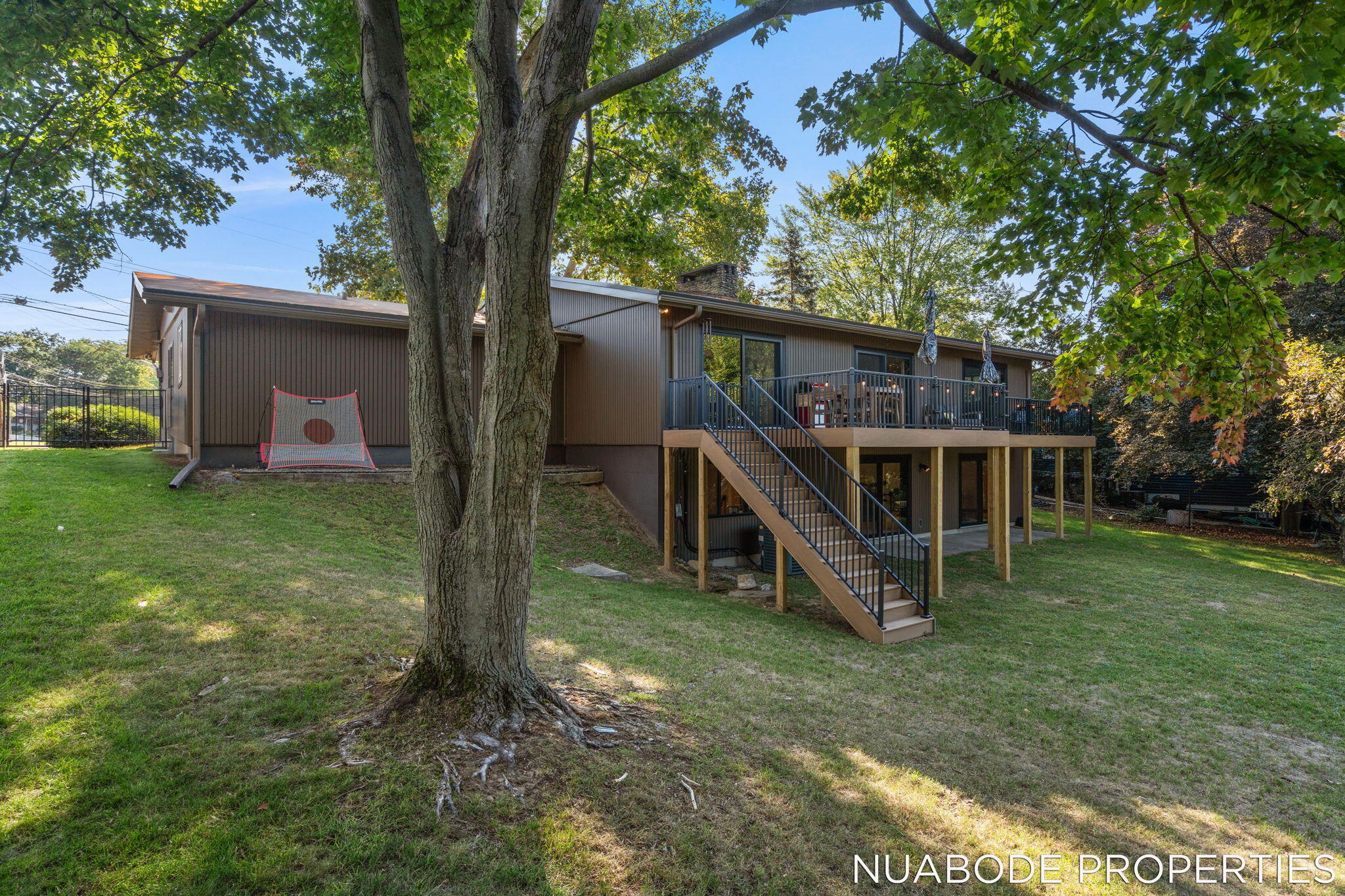 3895 Keeweenaw Drive NE
