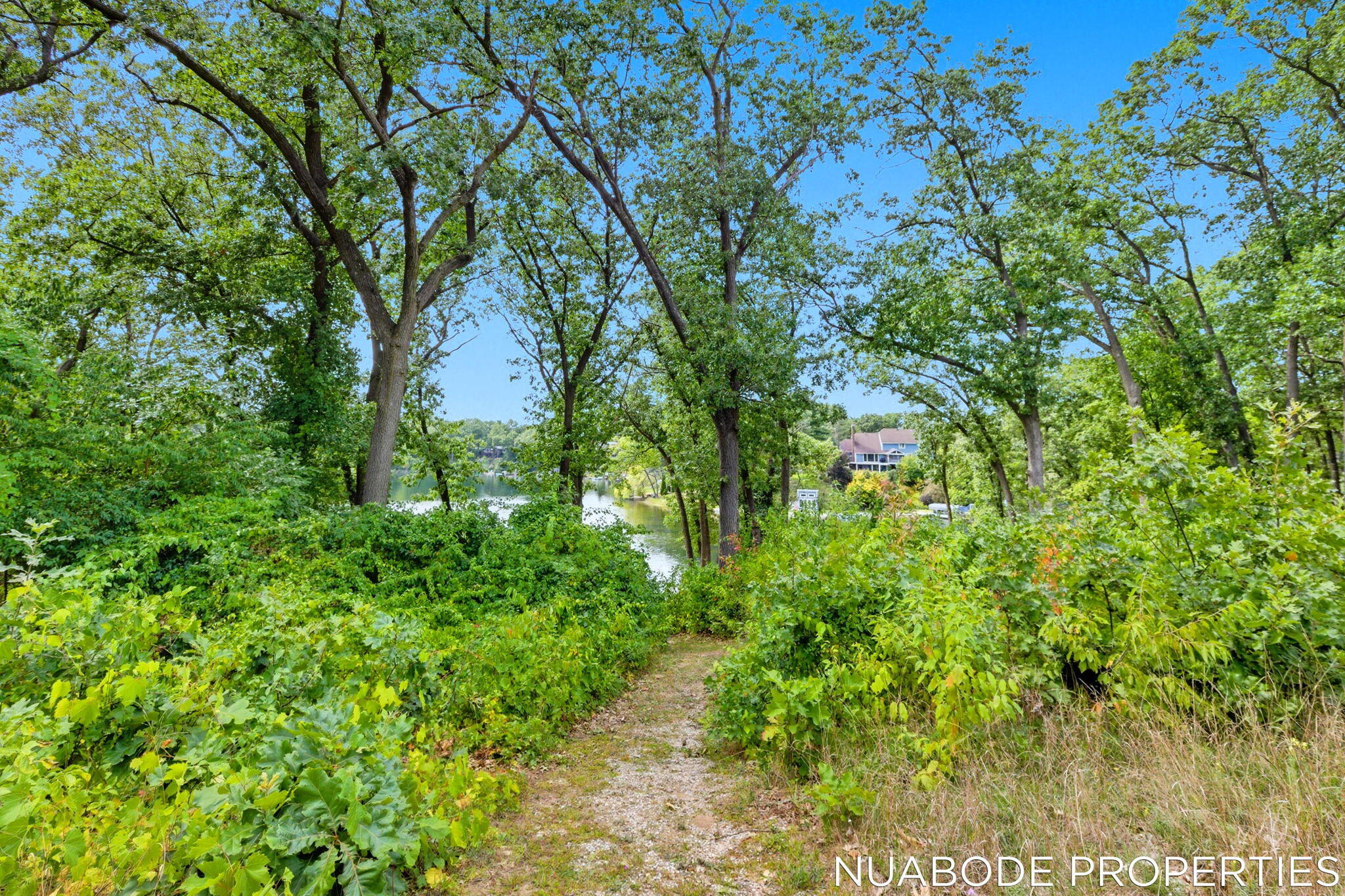 3895 Keeweenaw Drive NE