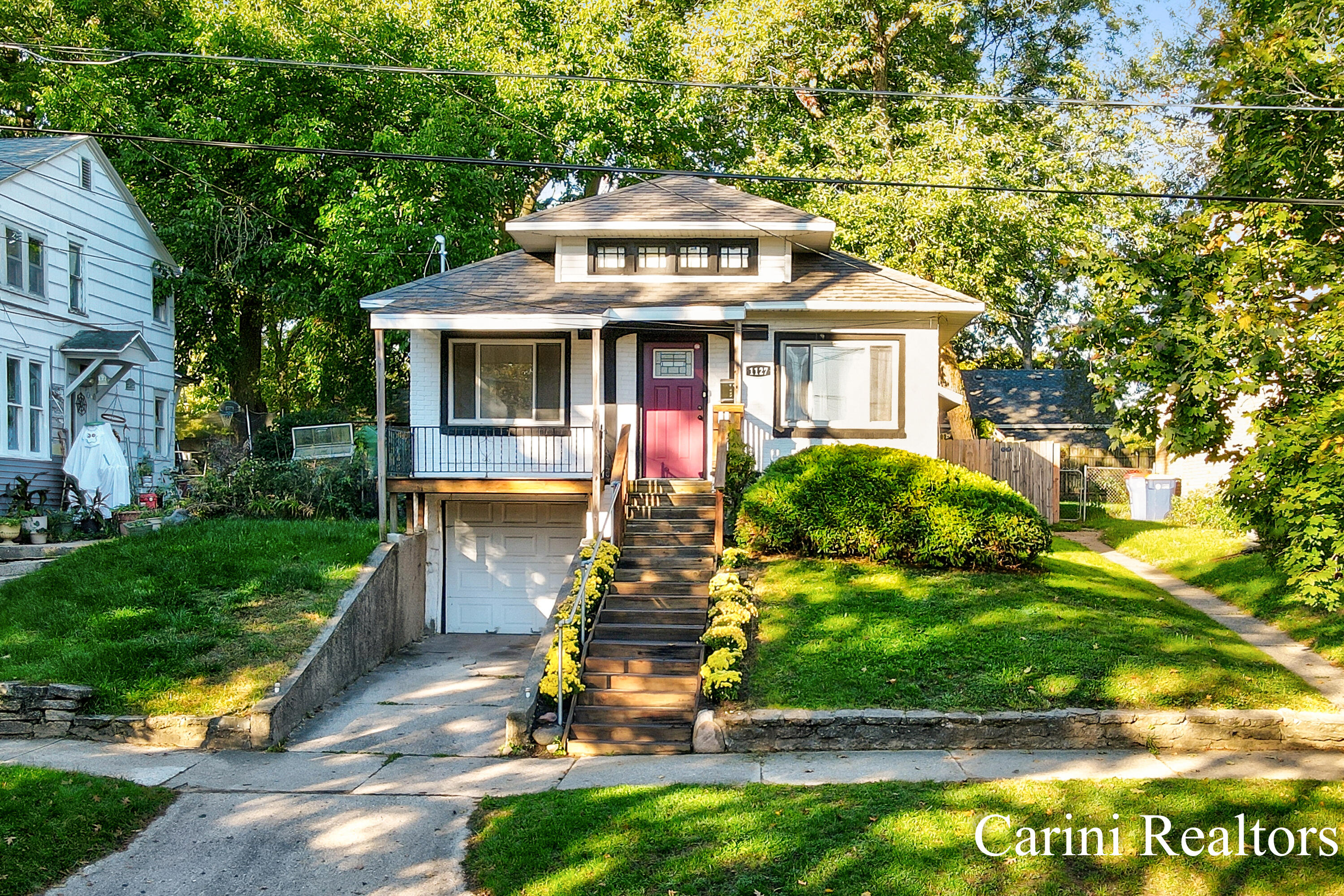 1127 Union Avenue NE